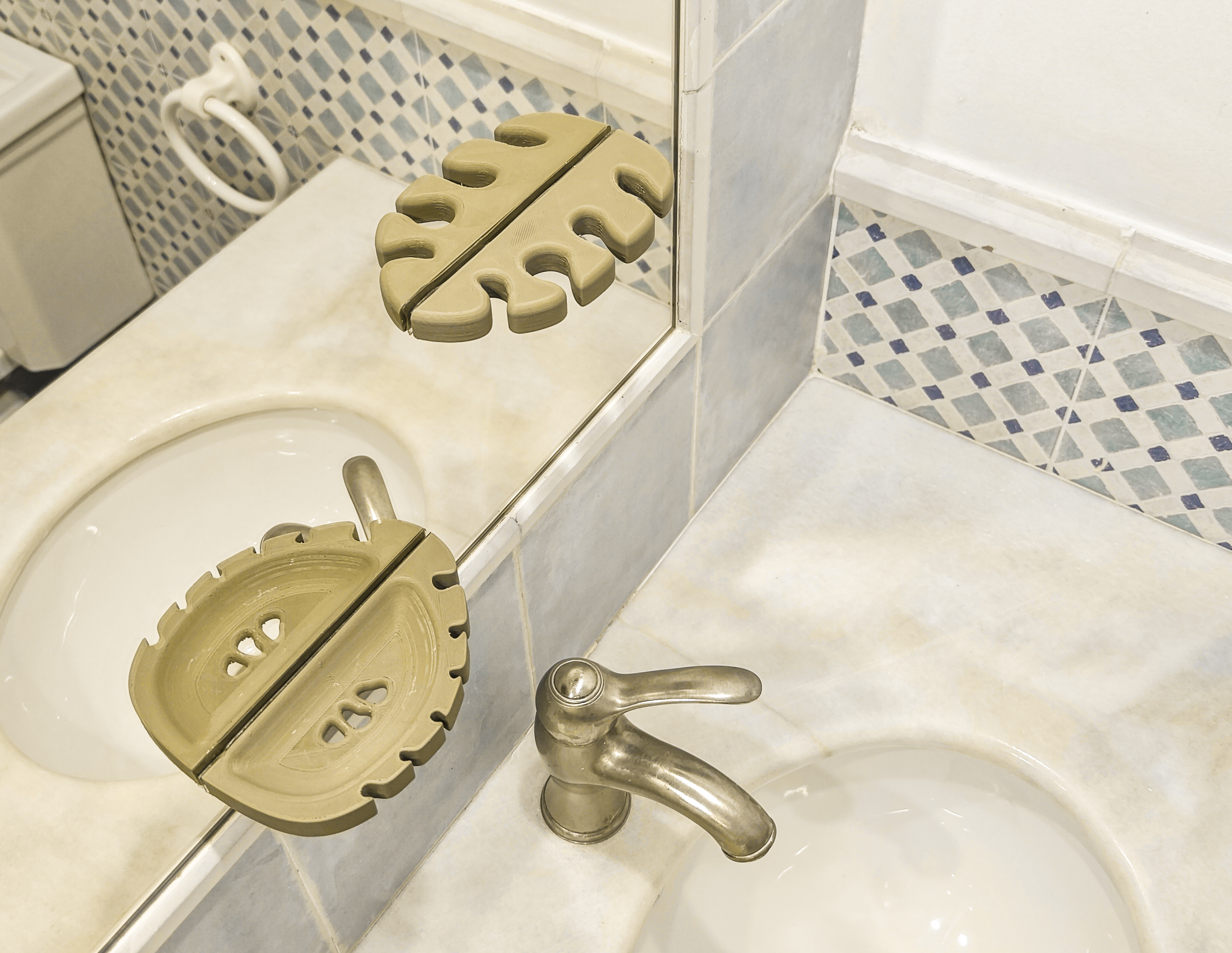 Mirror leaves — miniatura 4
