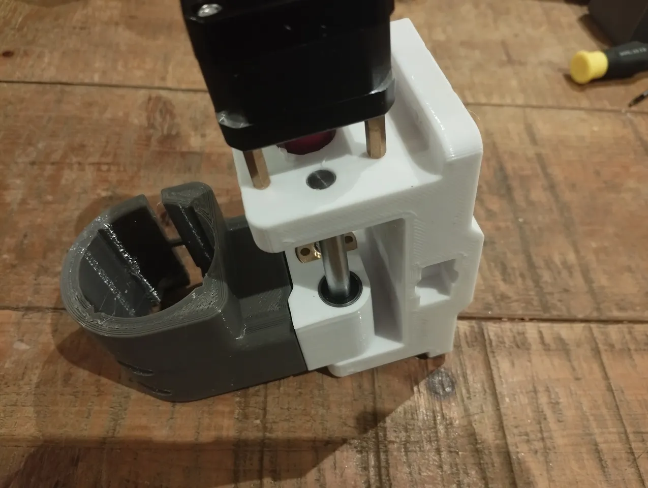 Linear rail mount for Z axis CNC 3018 by Greg FRISON | Download free ...