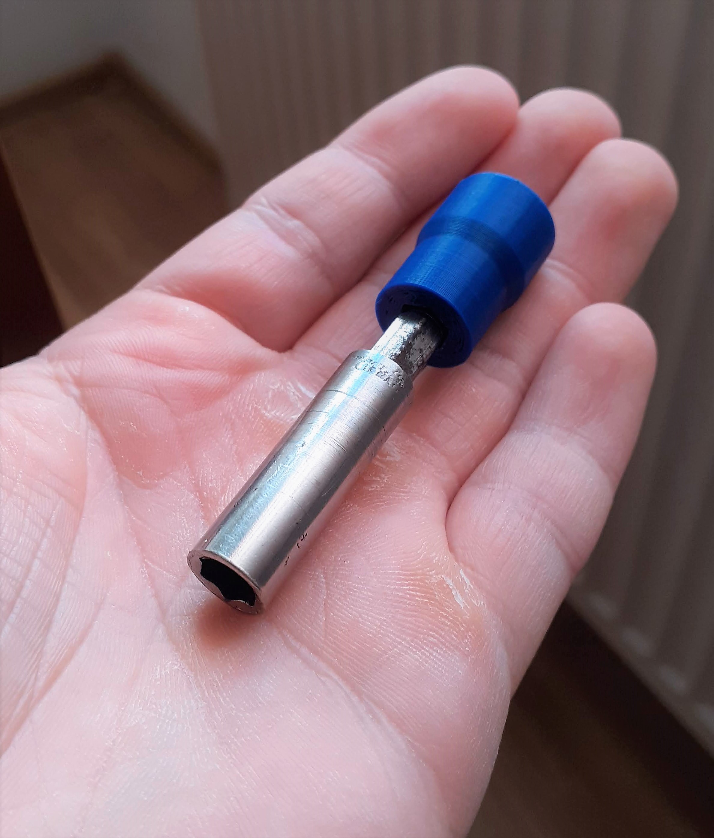 1-4-socket-to-hex-bit-adapter-by-alex-download-free-stl-model
