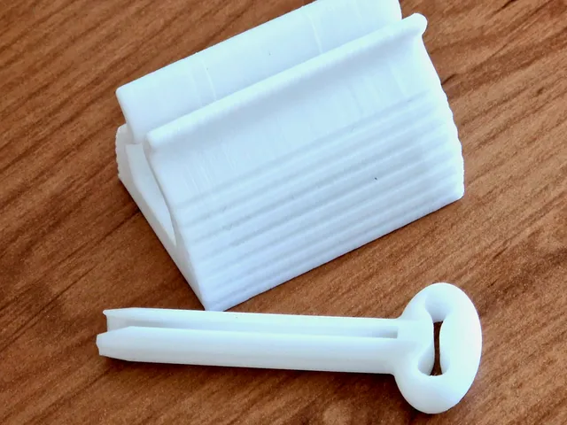 Toothpaste Roller v2