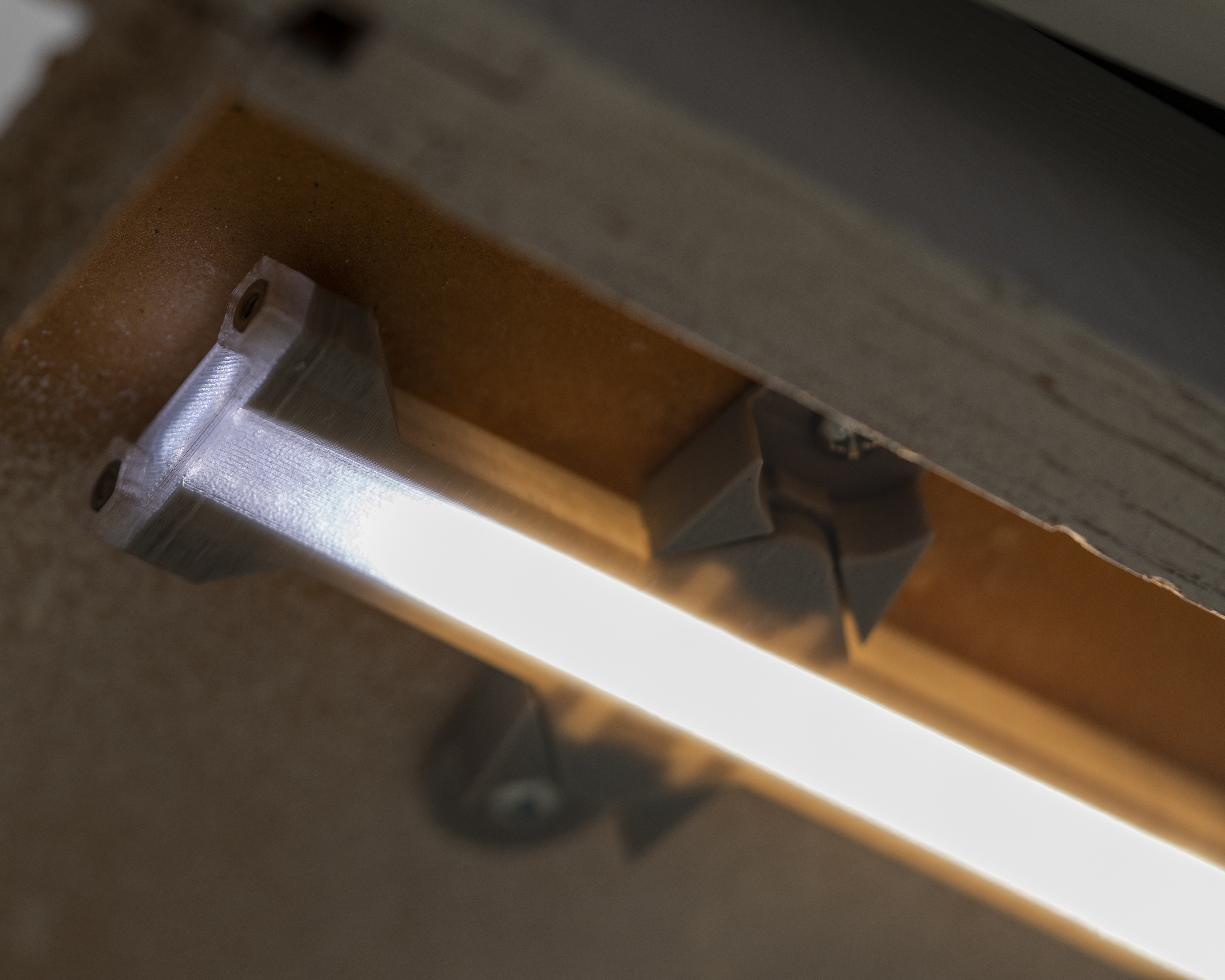 Miniatura 7 do modelo 3D Parametric Magnetic LED Housing and Diffuser