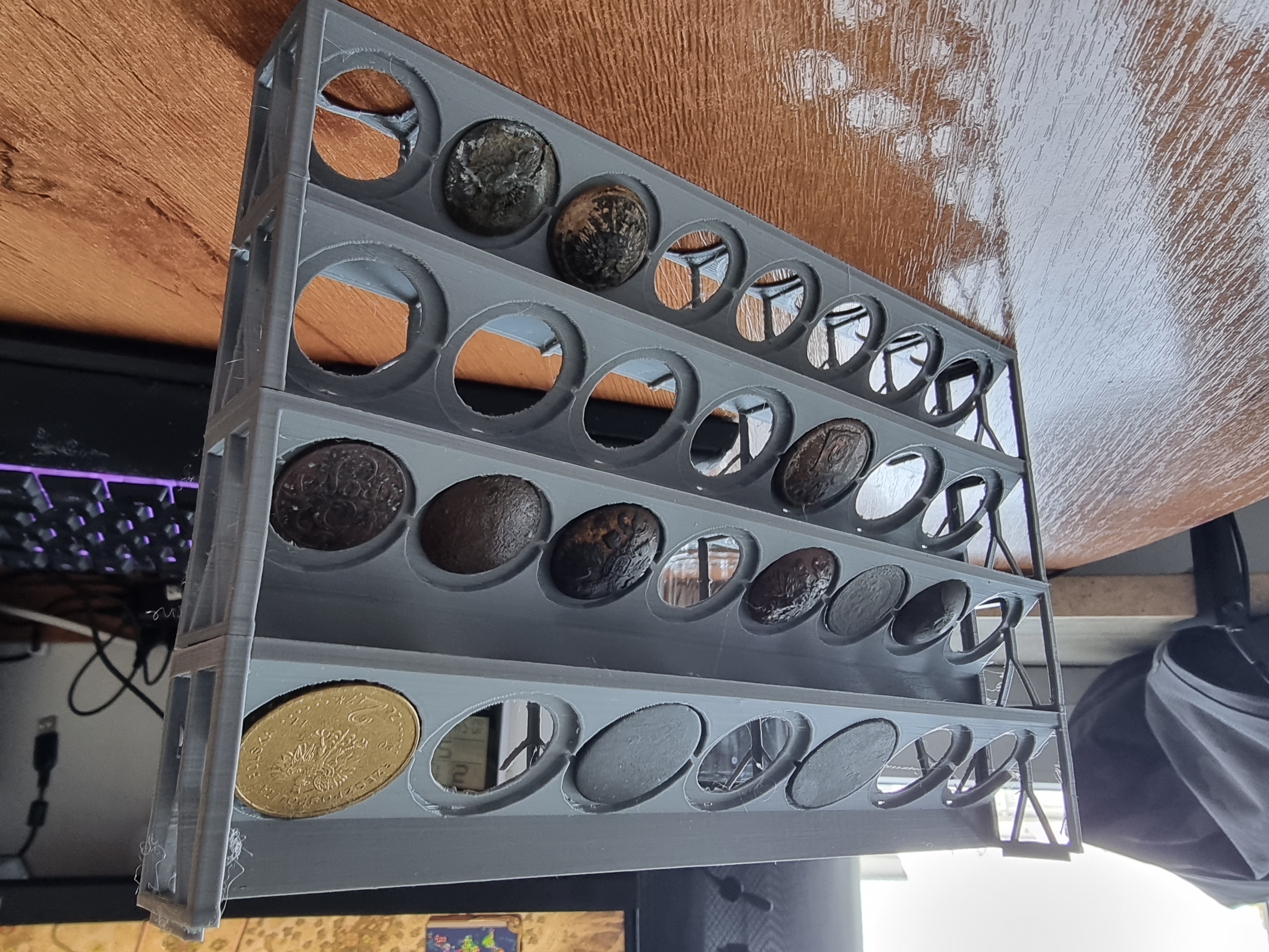 stackable clickable button  coin display rack