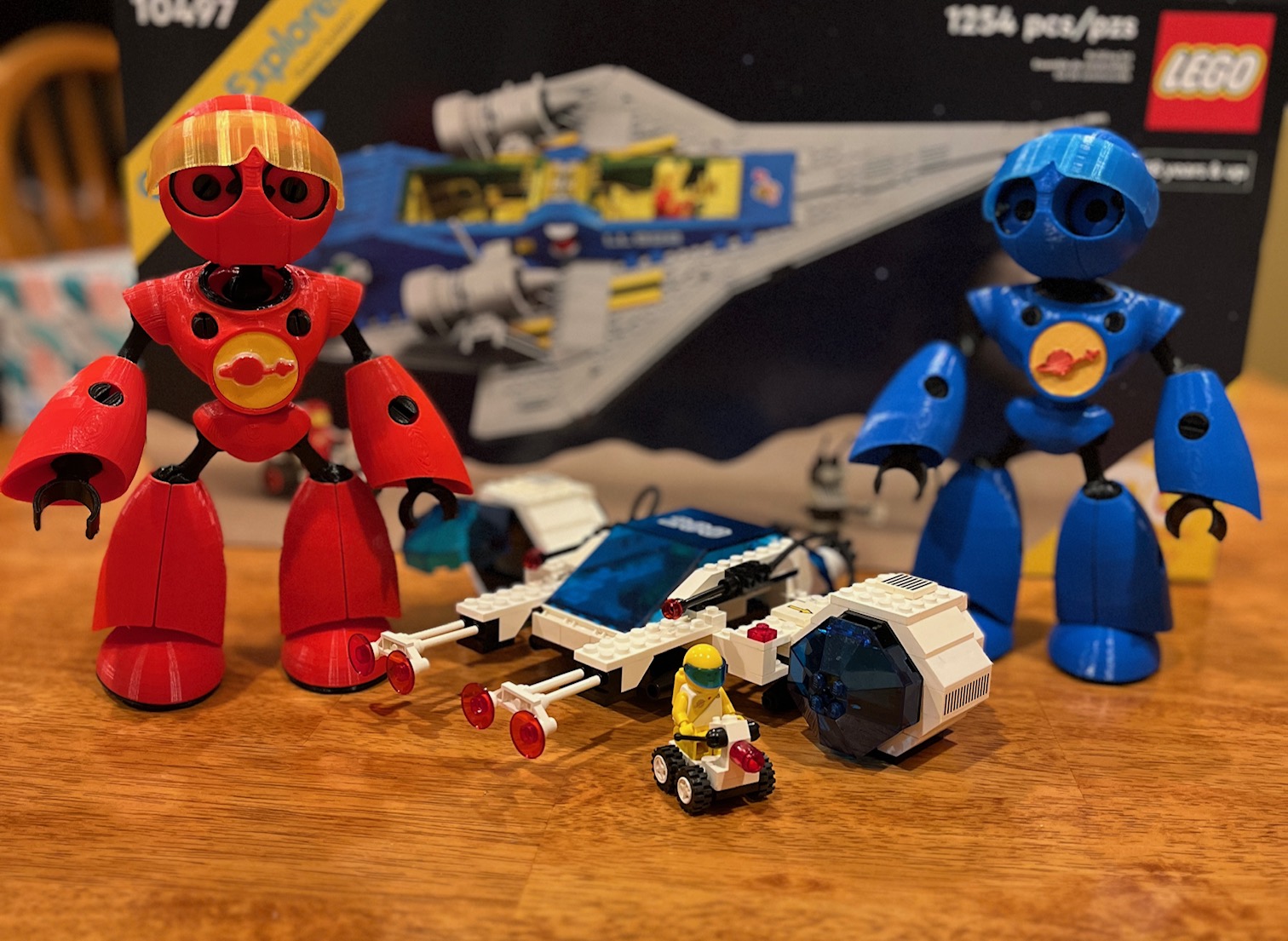 Lego classic space online robot