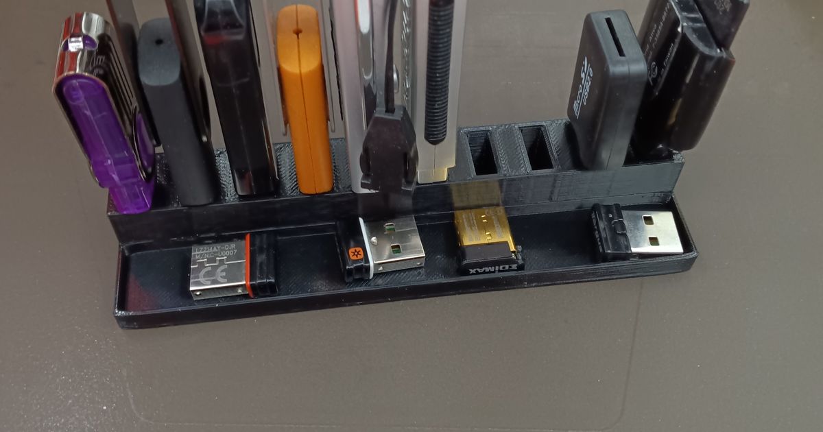 USB Drive Holder by Marc B Download free STL model