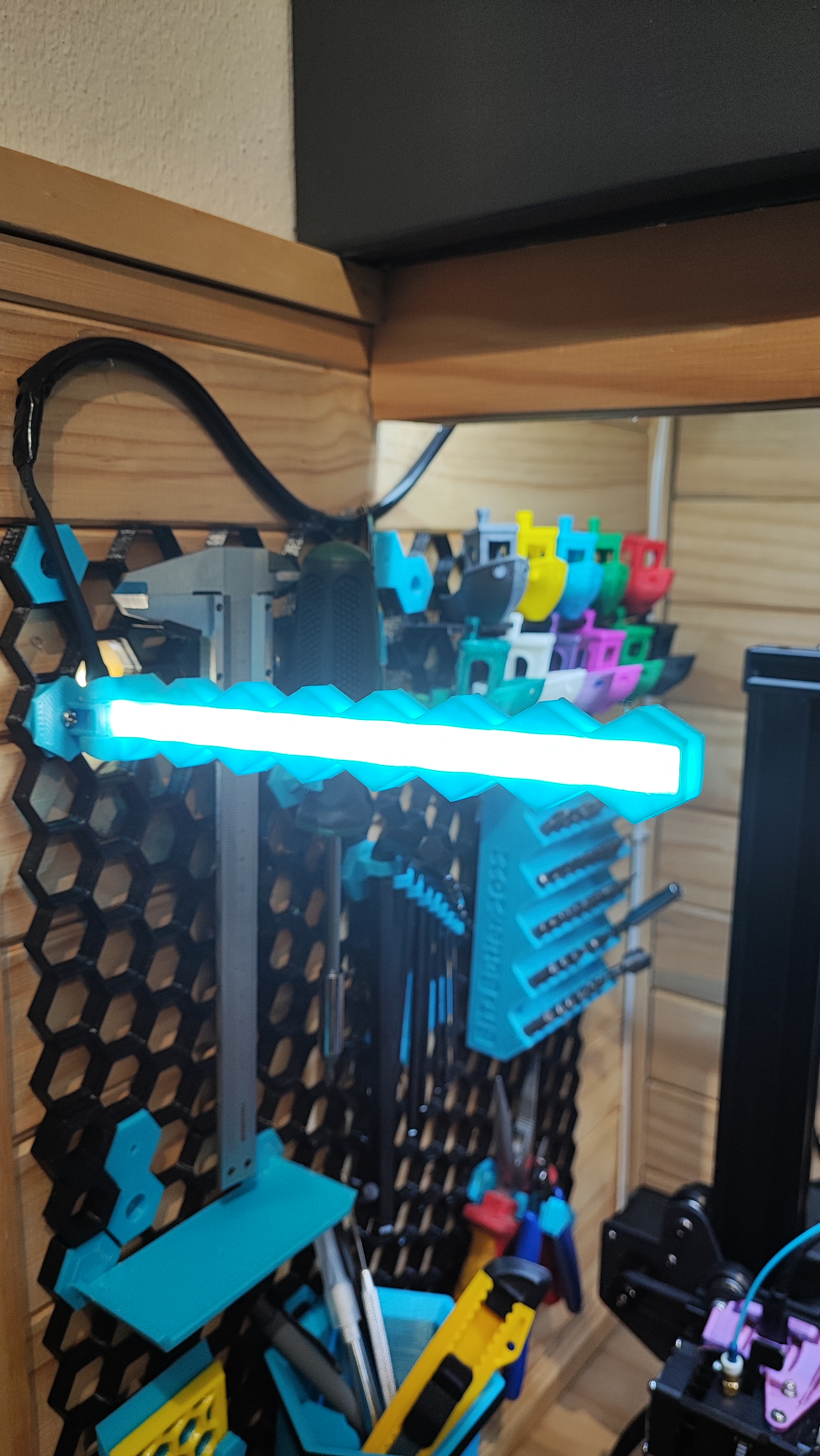 LED Light Bar for Honeycomb Storage Wall HSW