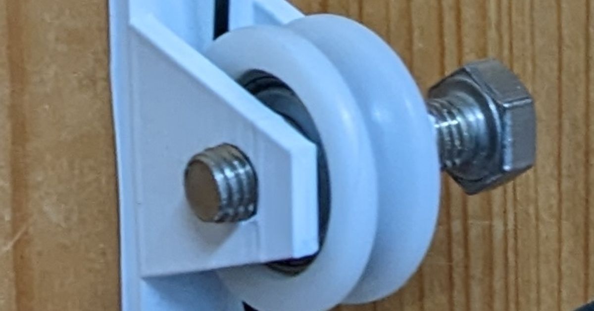 Idler pulley holder by nohkumado Download free STL model