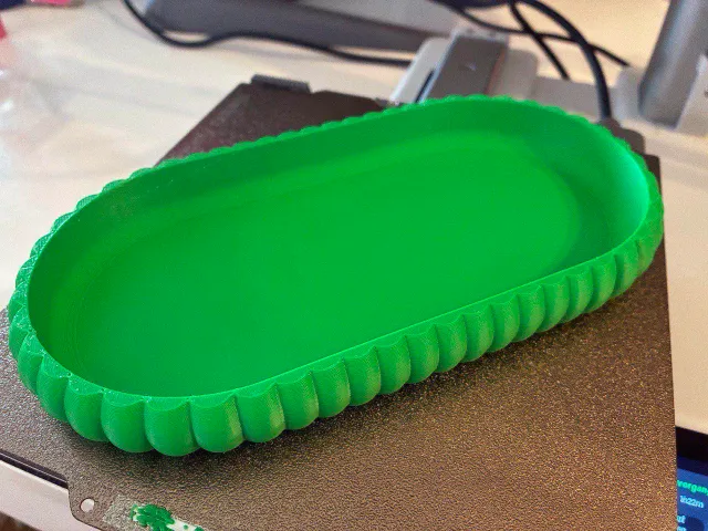 Ribbed Corner Minimalistic Tray