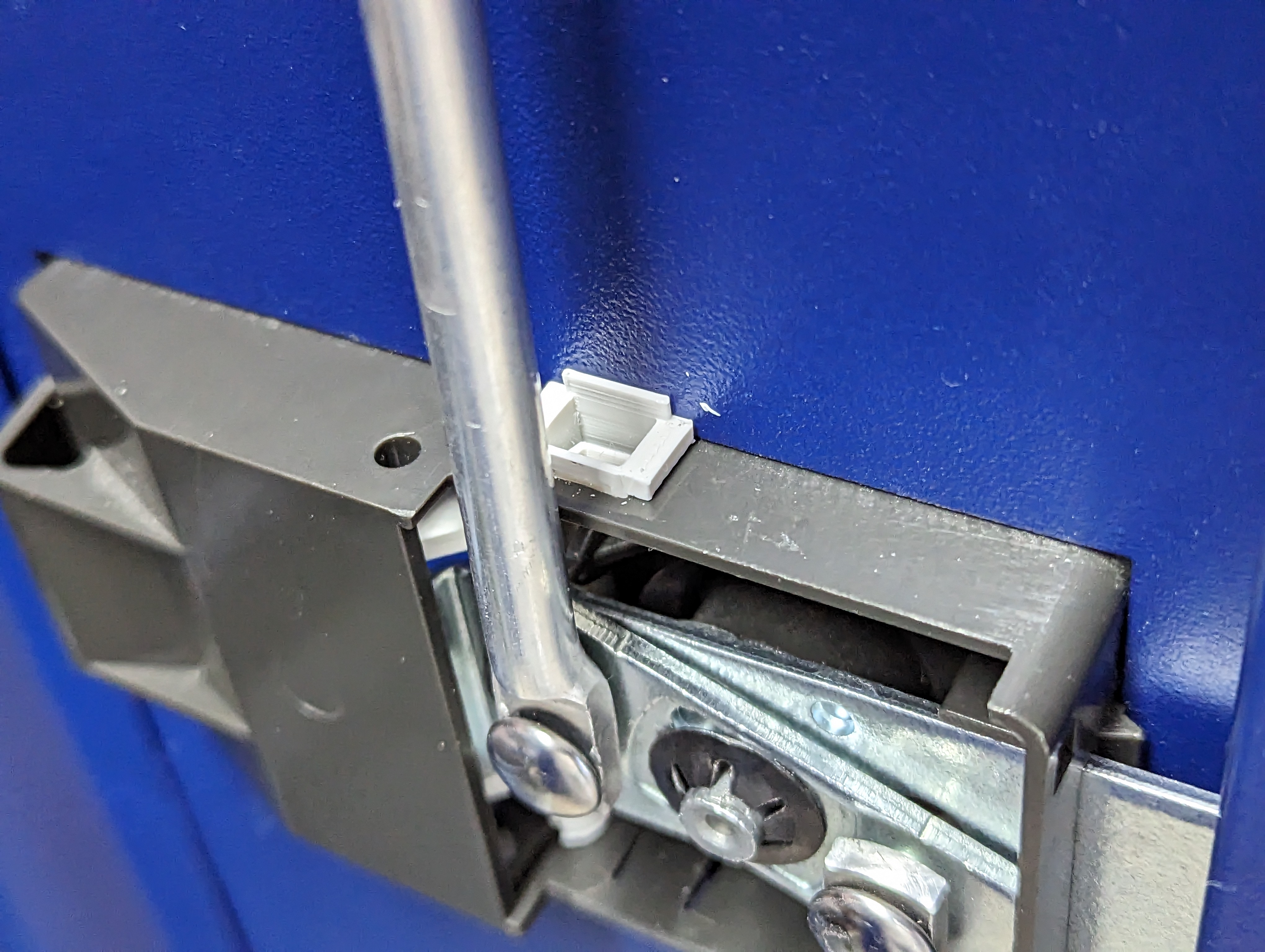 Replacement handle for Bisley steel by ventrue3000 Download