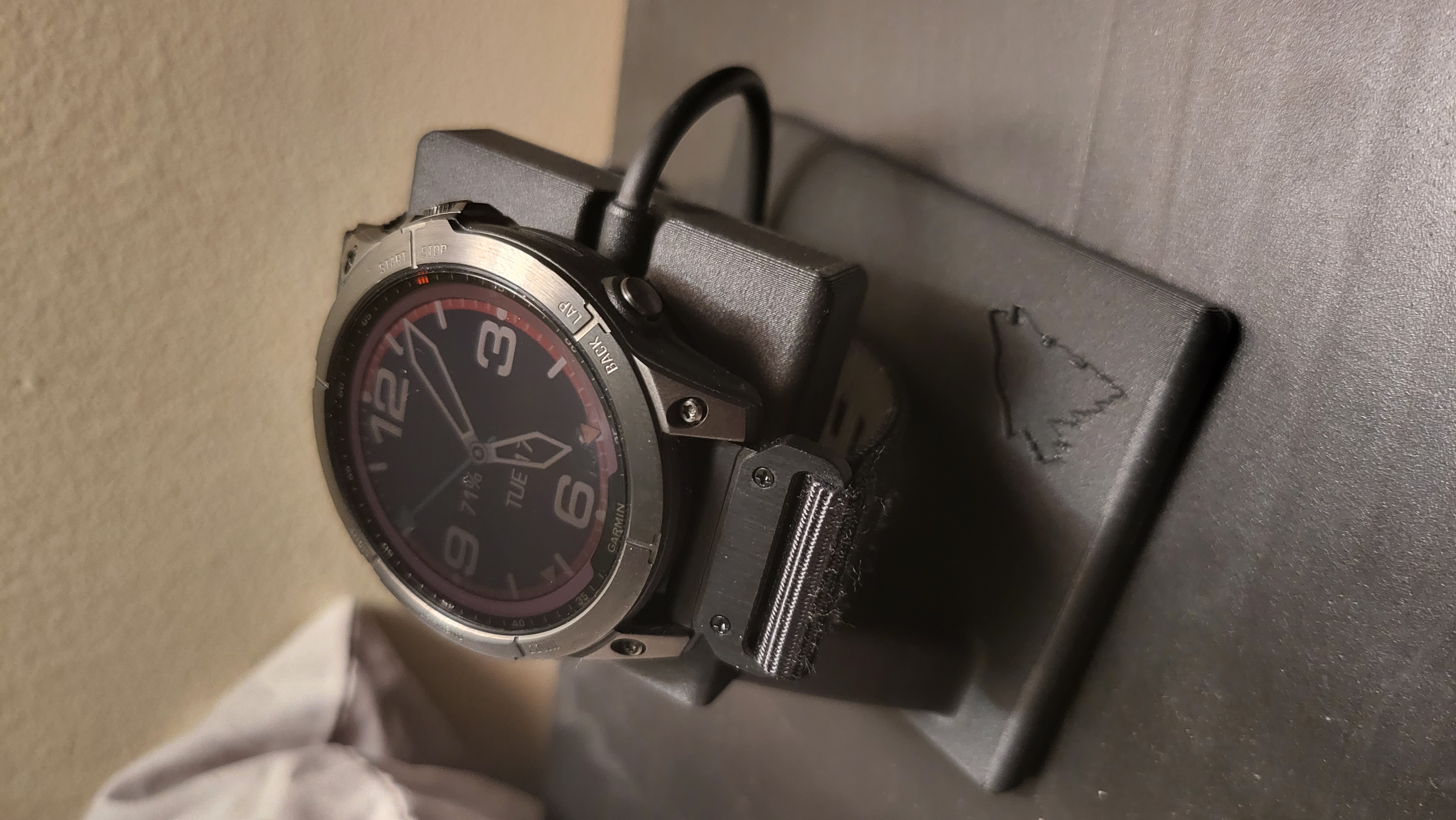 Garmin Fenix 7 charger stand - UPDATED