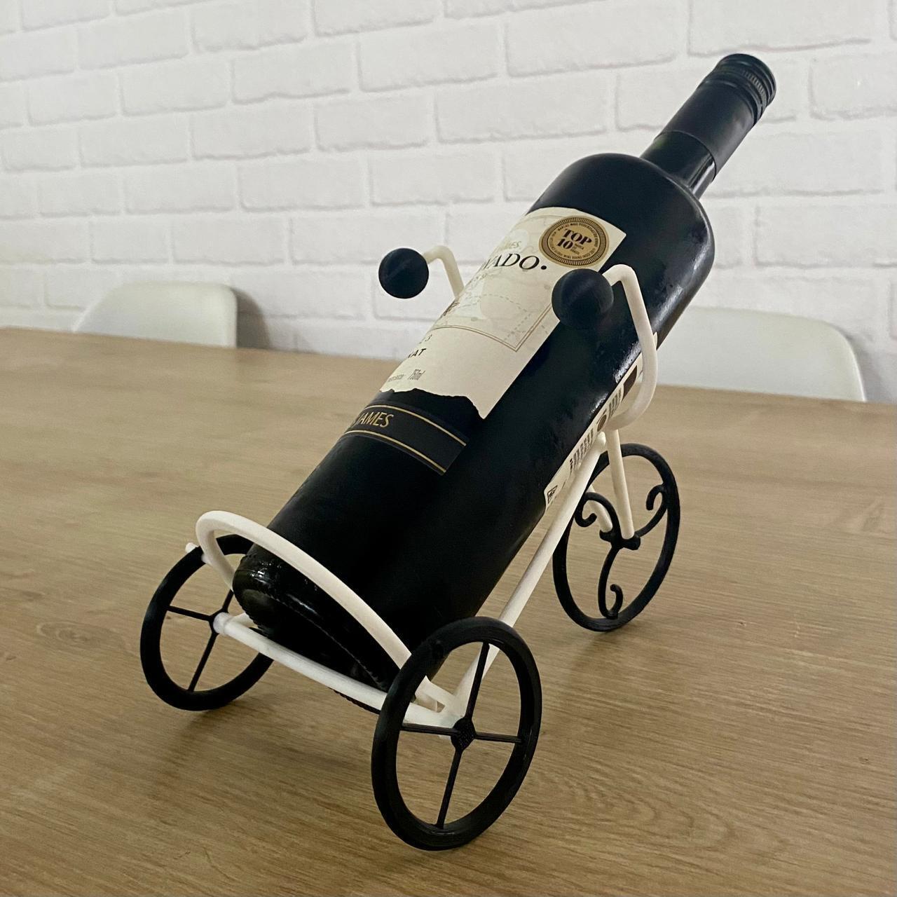 Wine rack, vintage bicycle