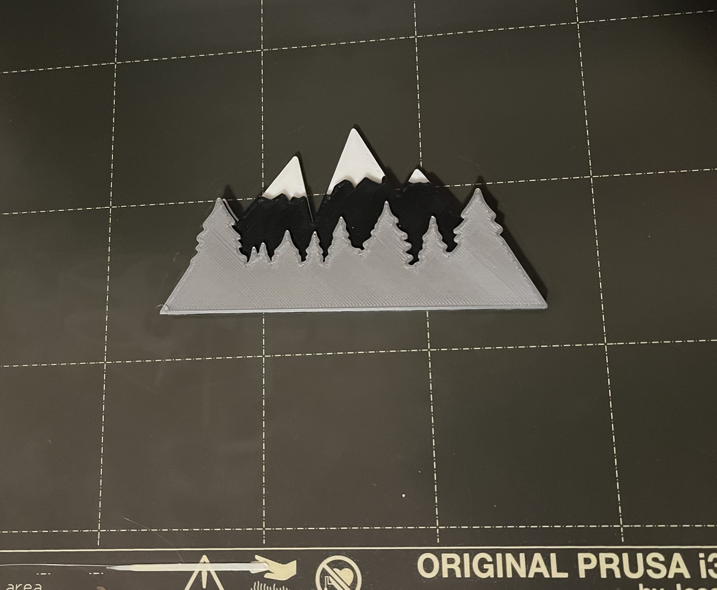 2D Mountains (3 colors)