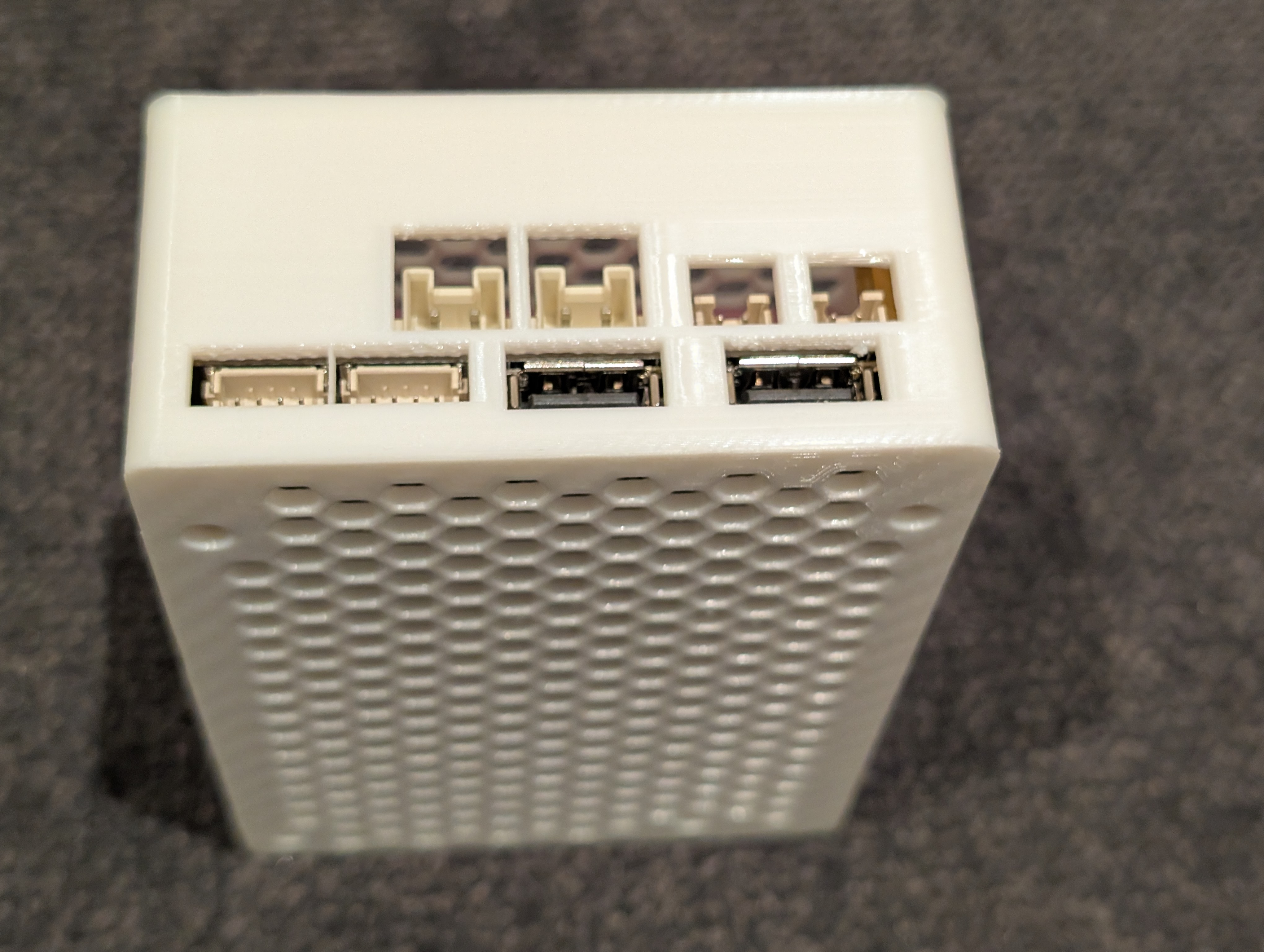 Geekworm X-UPS1 Hex Case