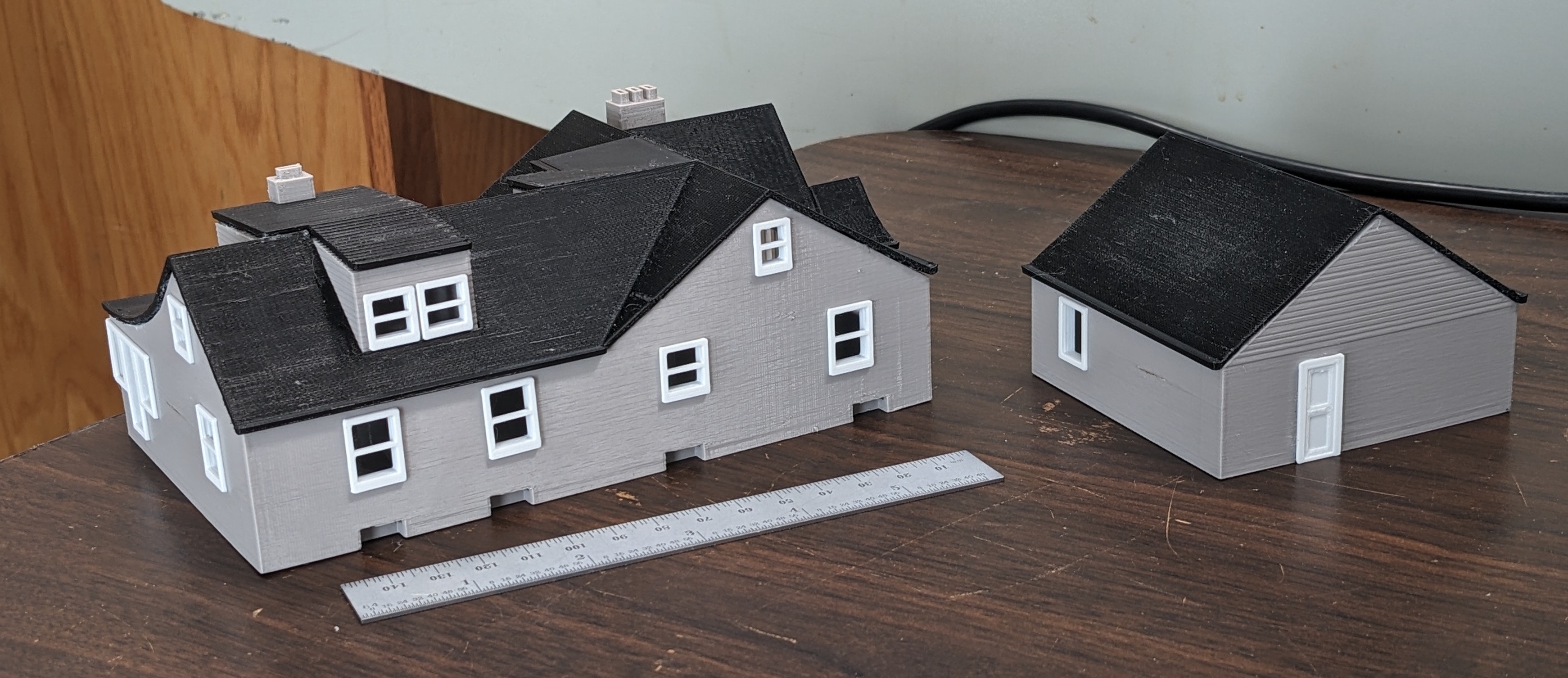 HO Scale House and Garage Added Parts par Ed Hume | Téléchargez ...