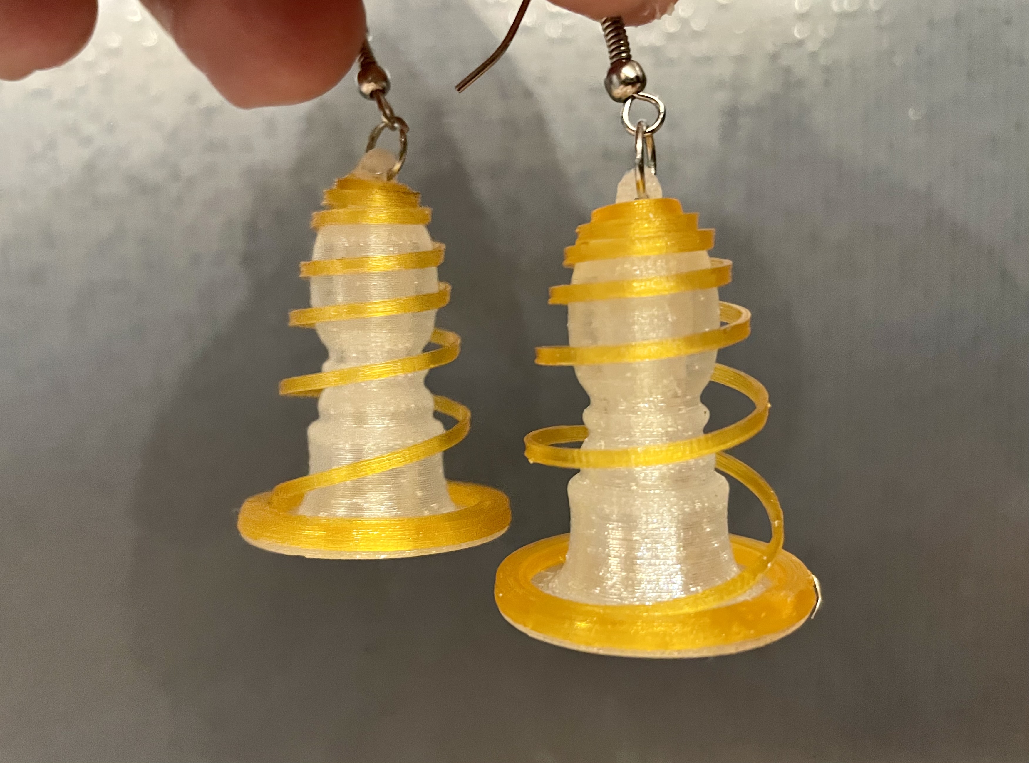 weird spiral earrings / divné spirálové náušnice