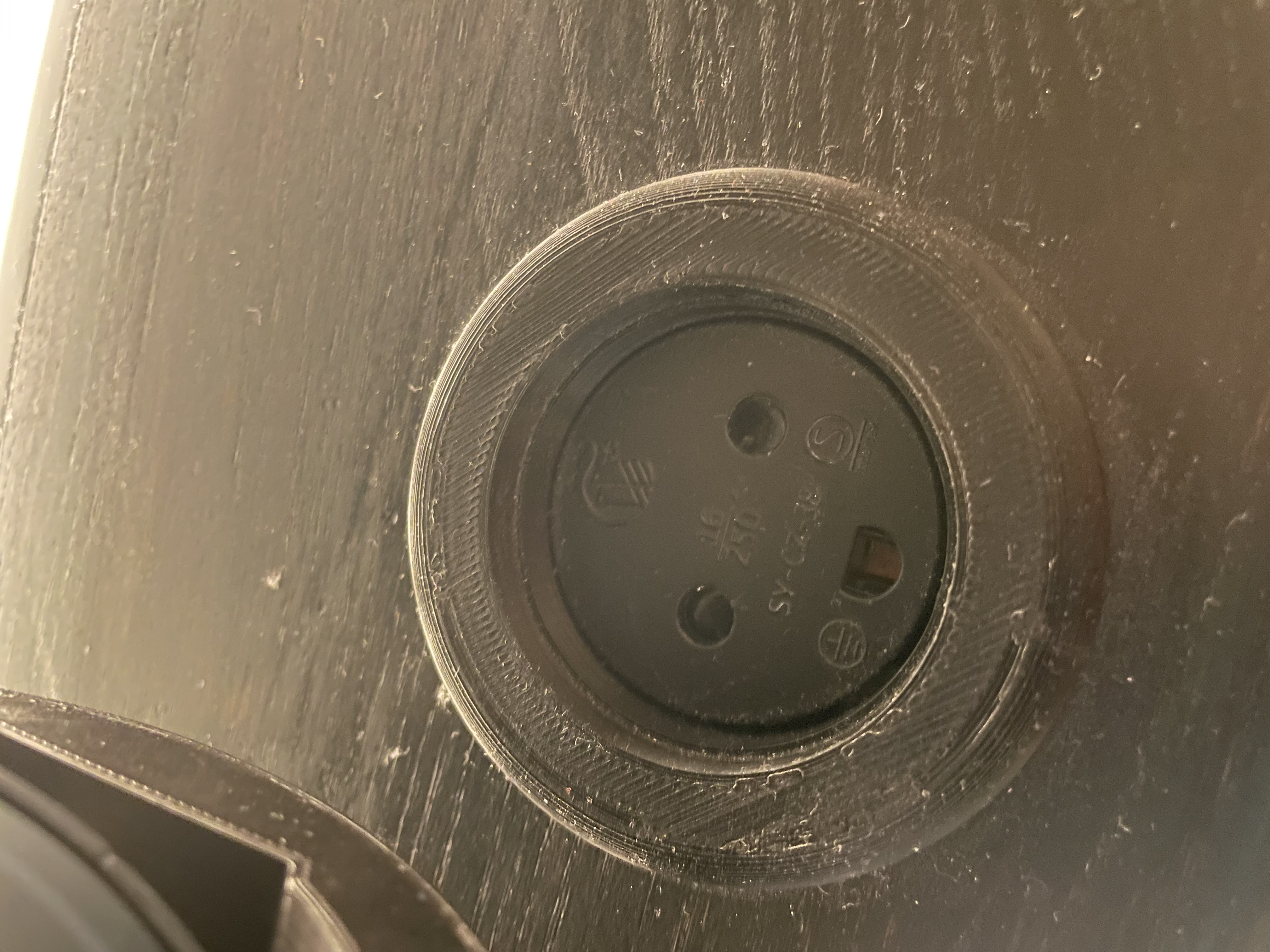 Table Power Outlet with ground (Nordic)