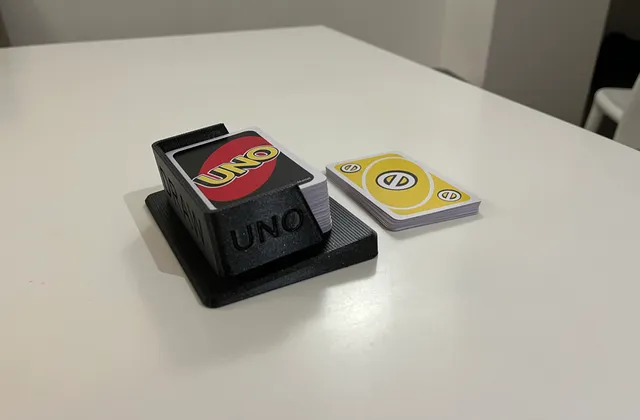 UNO: Draw Card Holder