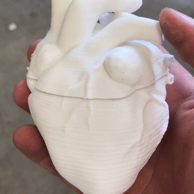Miniatura 3 do modelo 3D Heart Shaped Box