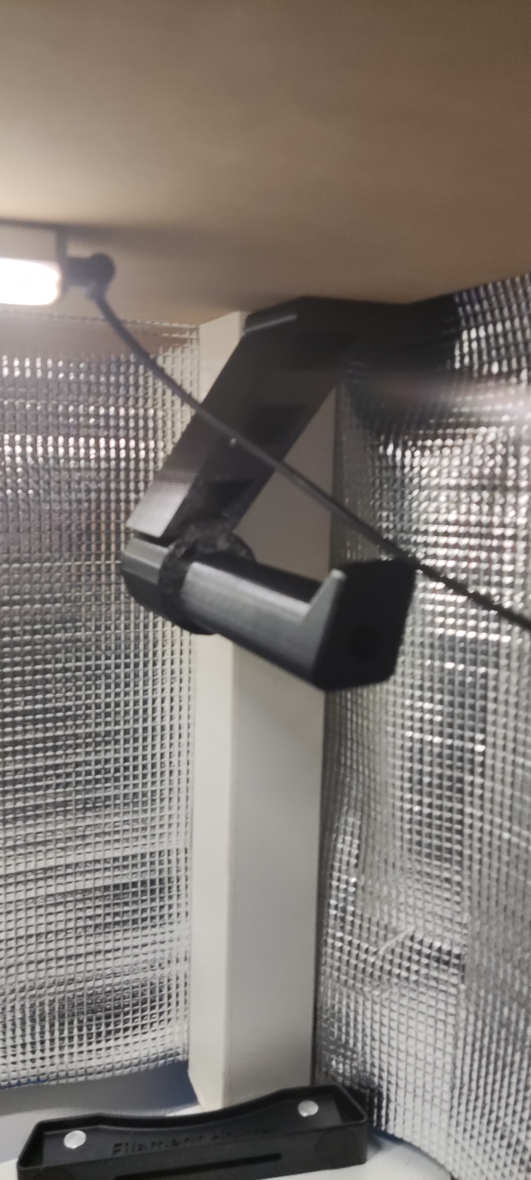 Table edge Spool Holder  / iKea Lack  filament spool holder