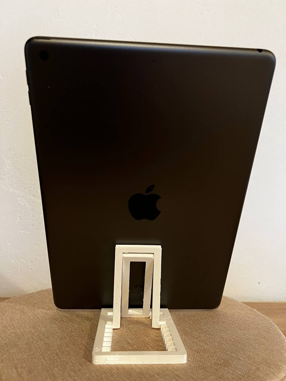 Miniatura 2 do modelo 3D Foldable Tablet Stand