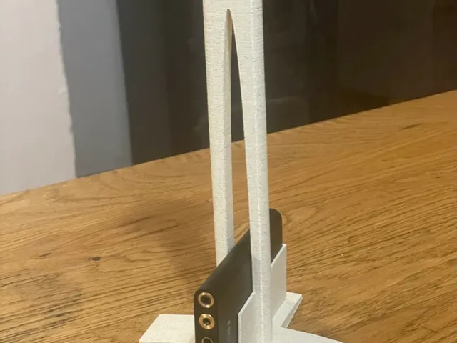 Headphone Stand with slot for Fiio Q3 DAC