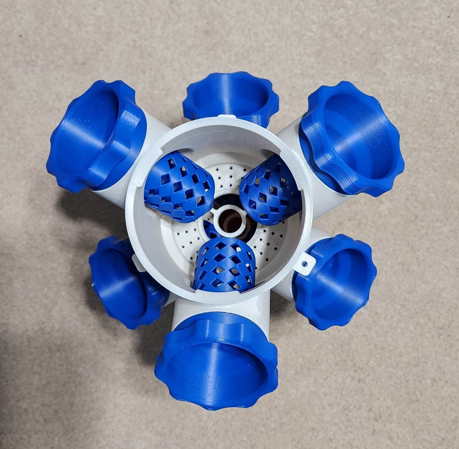 Miniatura 5 do modelo 3D Remixed Modular Hydroponics Tower
