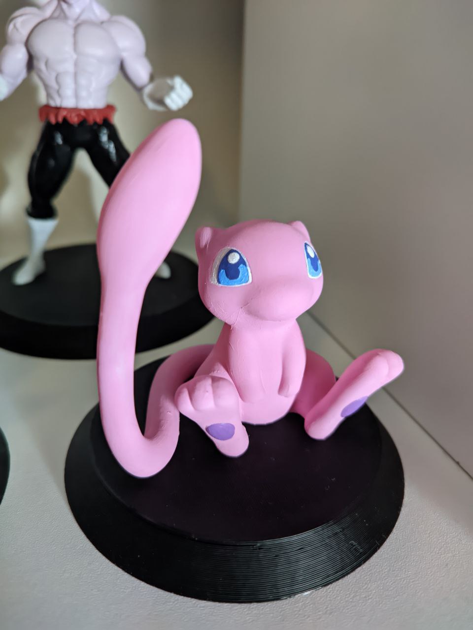 Medium base for action figure
