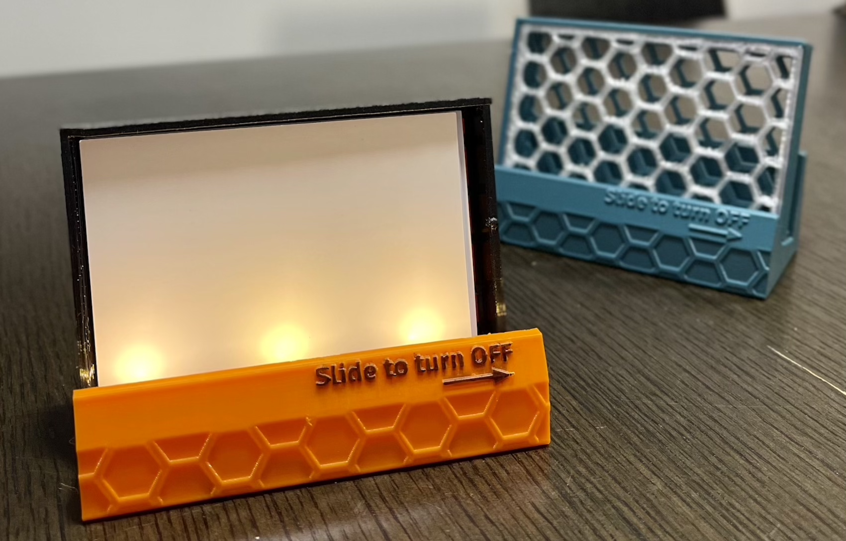 C&D Business card holder