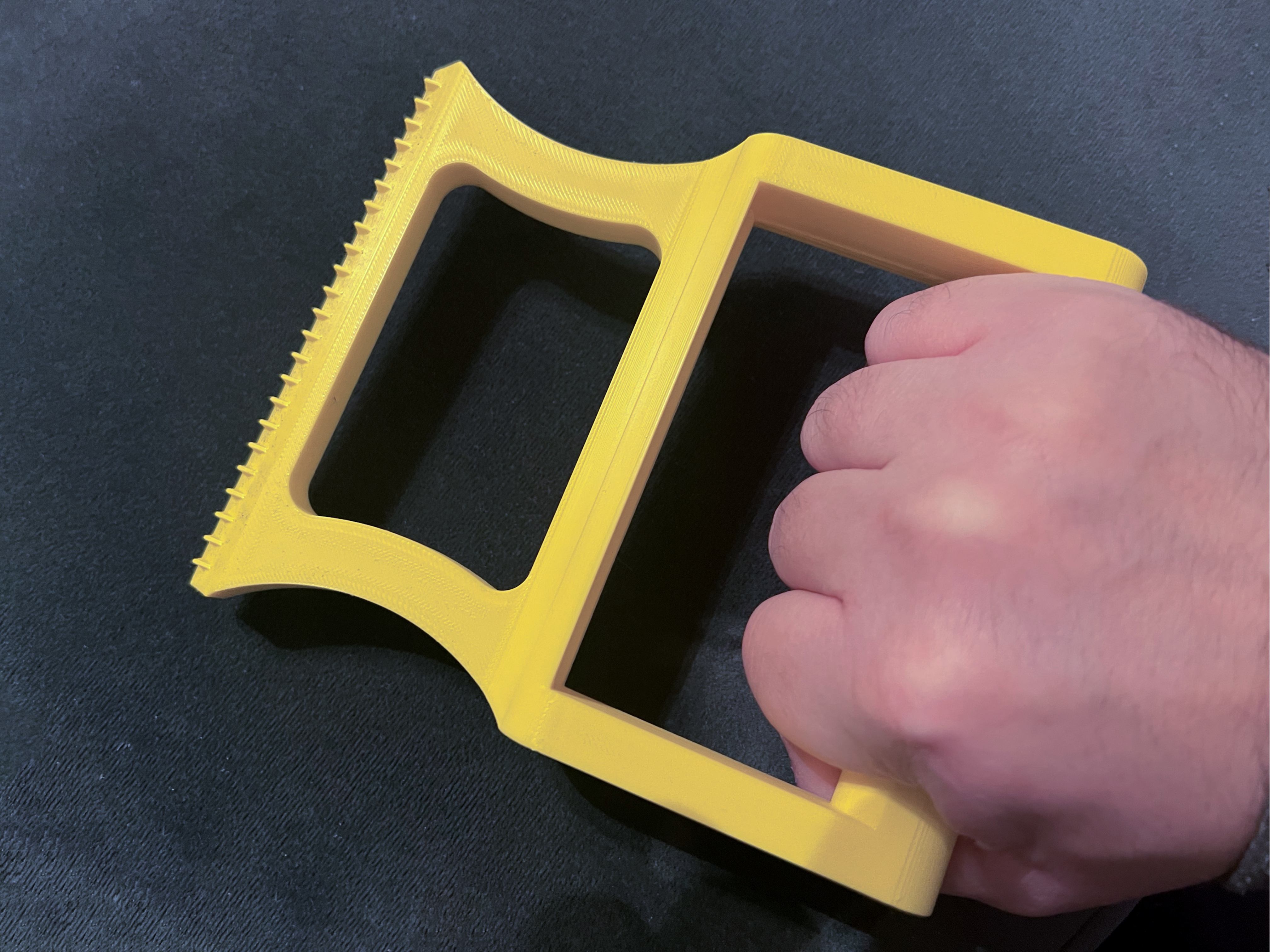 Powerful Car Ice Scraper – Winter’s Worst Enemy