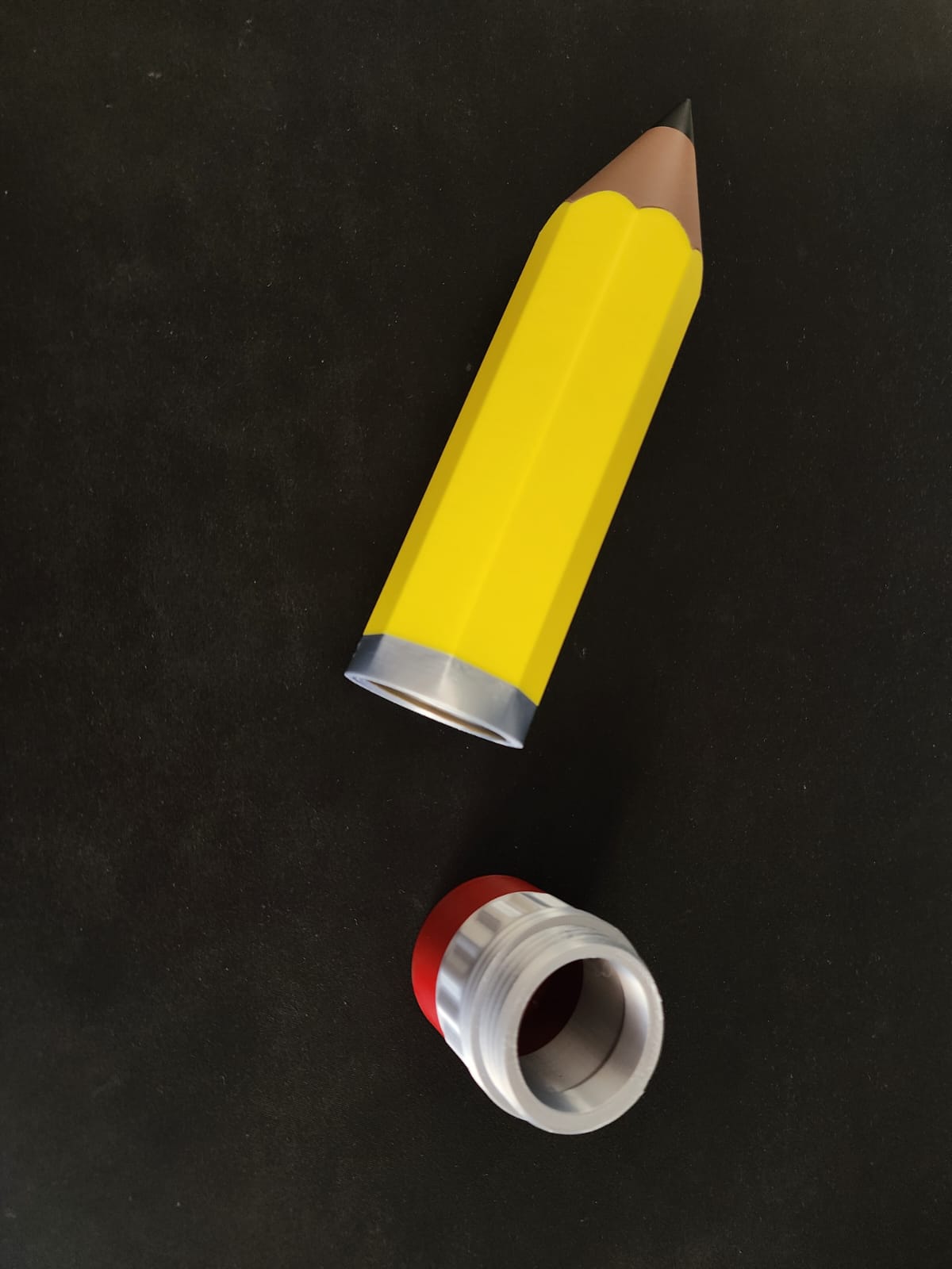 Miniatura 4 do modelo 3D Pencil Container