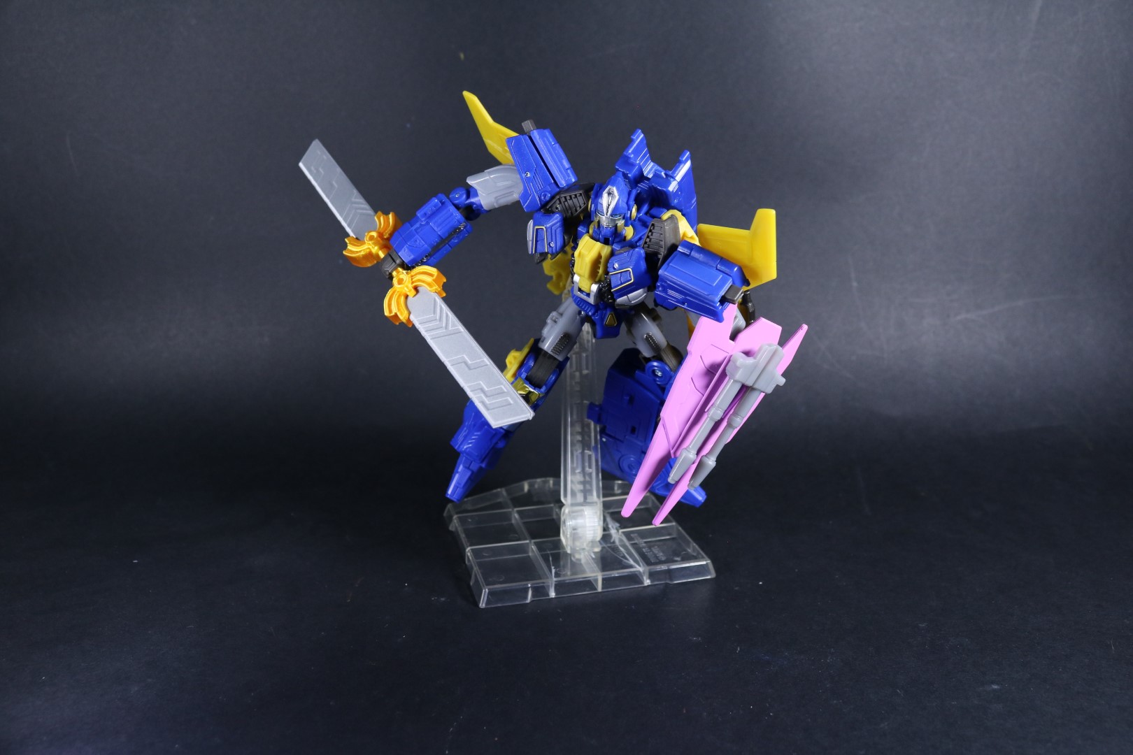 Dual Blades for Studio Series Transformers One Sentinel Prime — miniatura 8