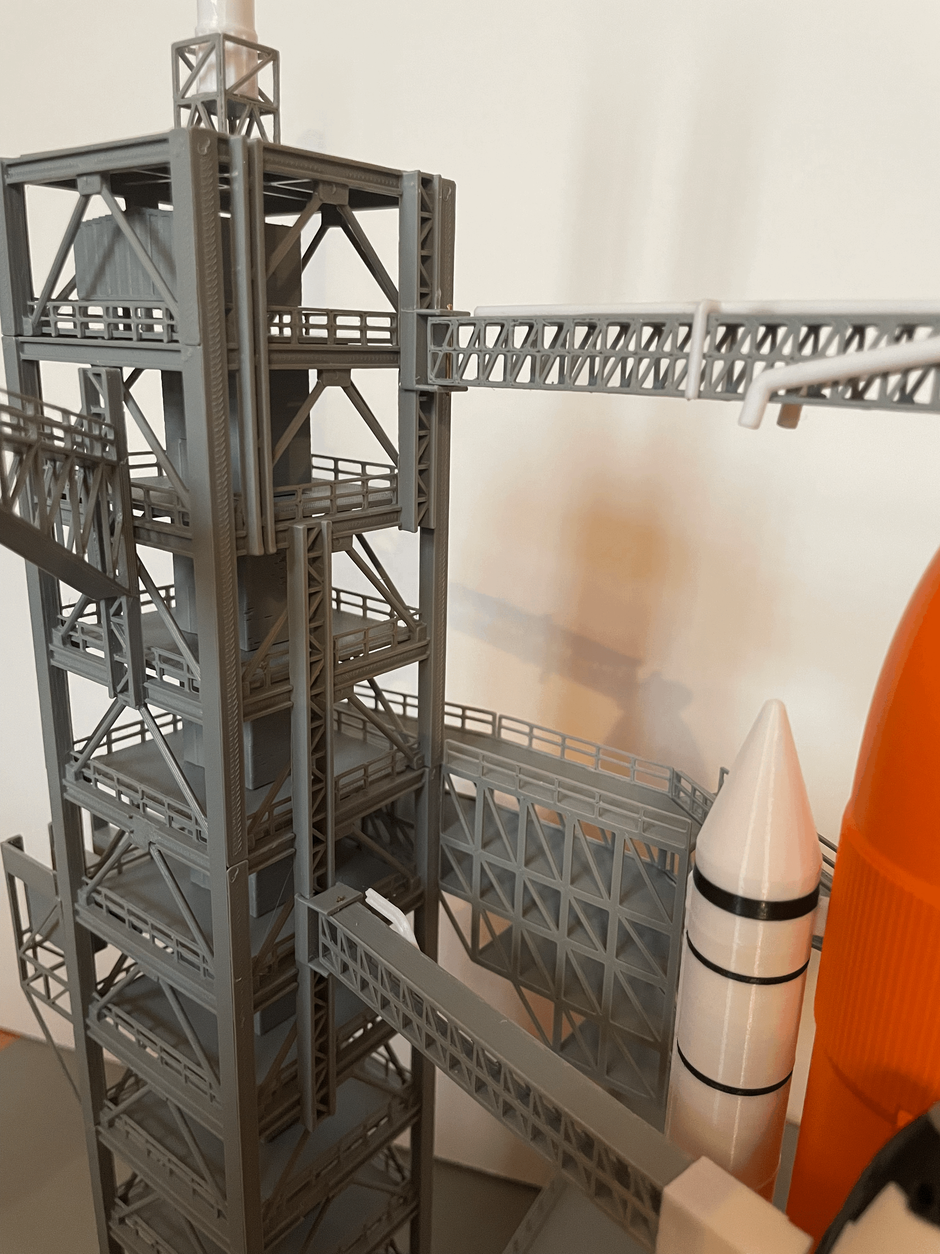 Miniatura 6 do modelo 3D Space Shuttle FSS Tower