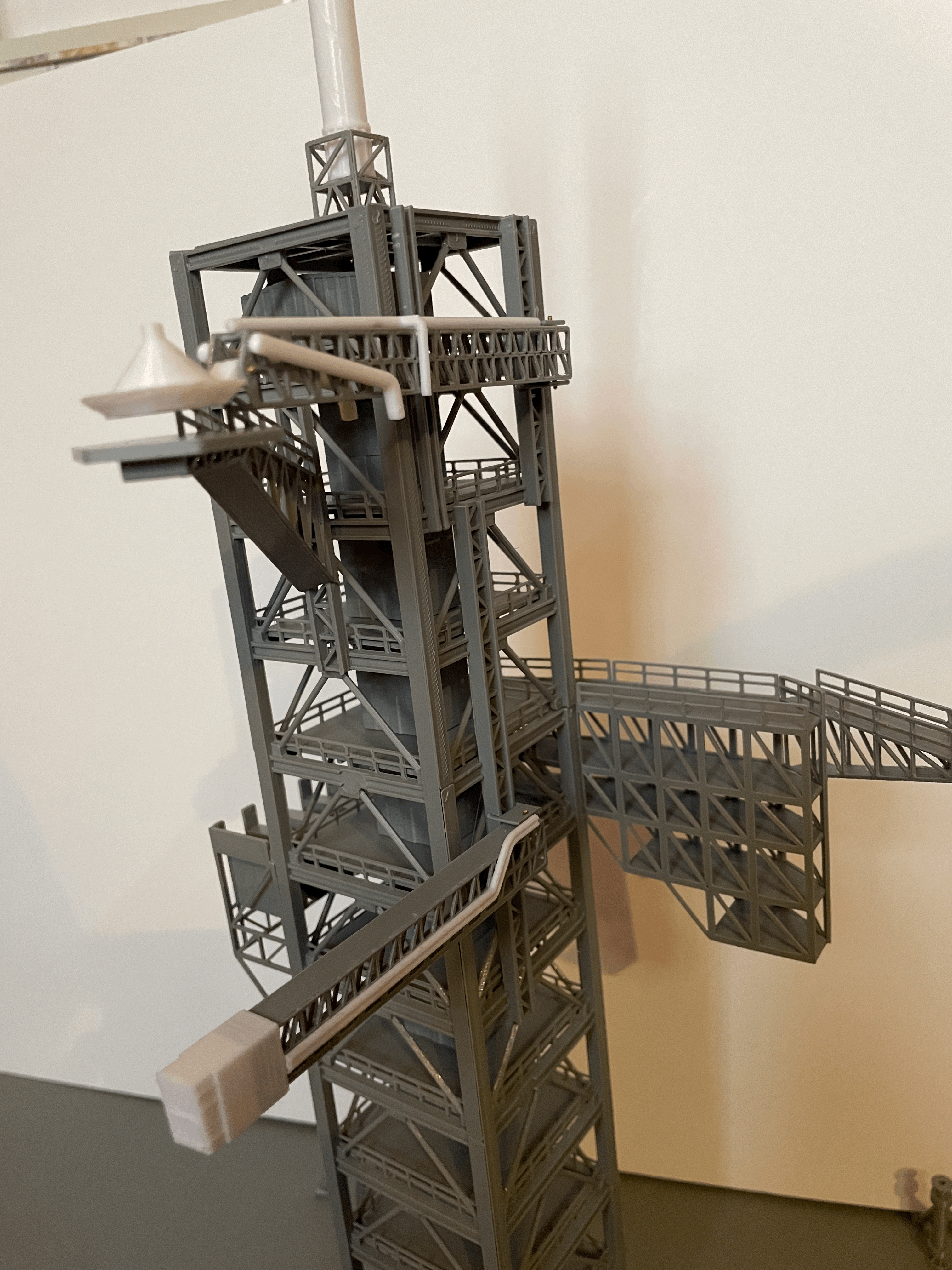 Miniatura 7 do modelo 3D Space Shuttle FSS Tower