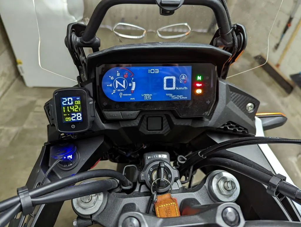 File:2019 Honda CB500X.jpg - Wikimedia Commons