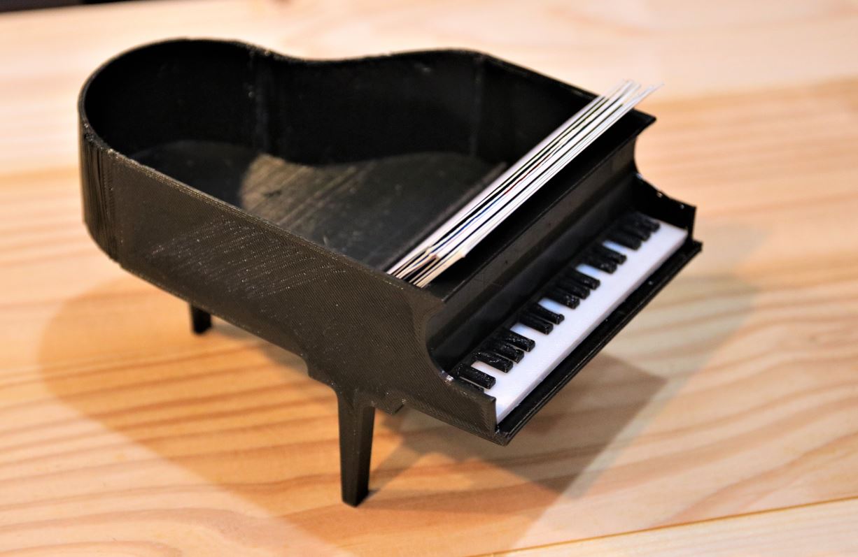 Grand Piano Business Card Holder