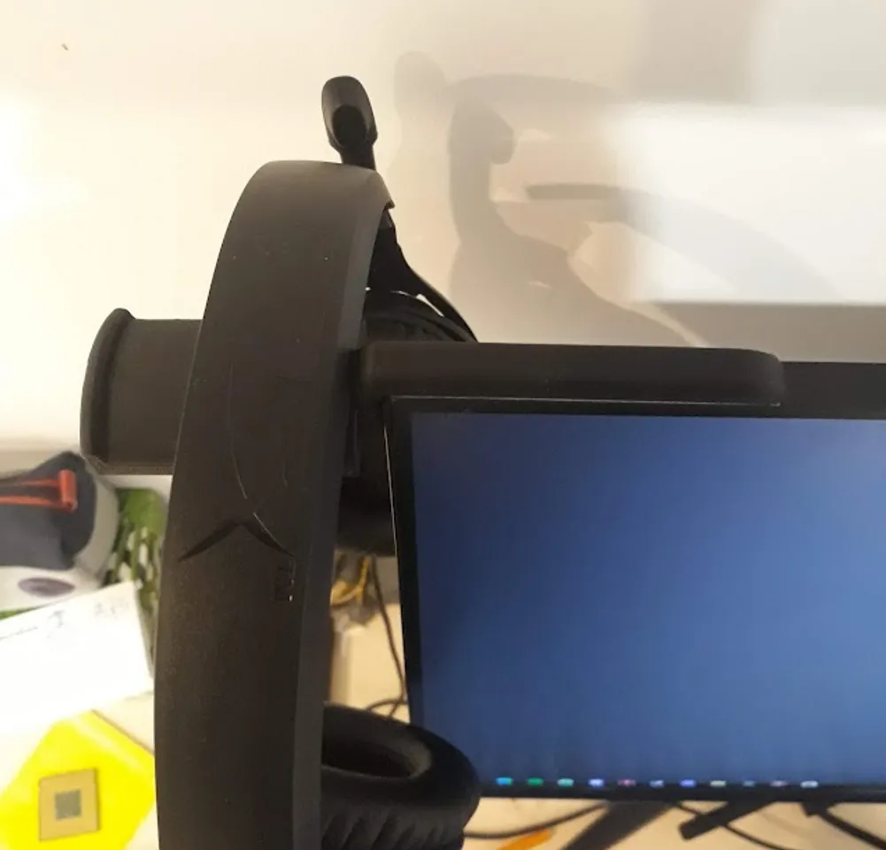 Monitor mounted headphone holder by roznothejon Download free