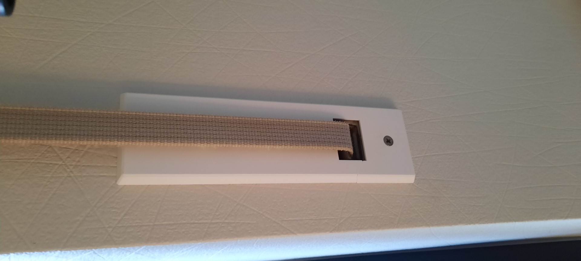 Miniatura 4 do modelo 3D Rolling shutter ribbon cover plate (easy replace)