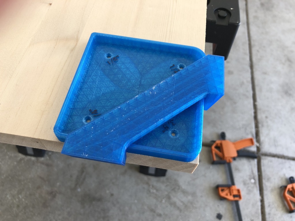 Miniatura 3 do modelo 3D Corner Routing Guide