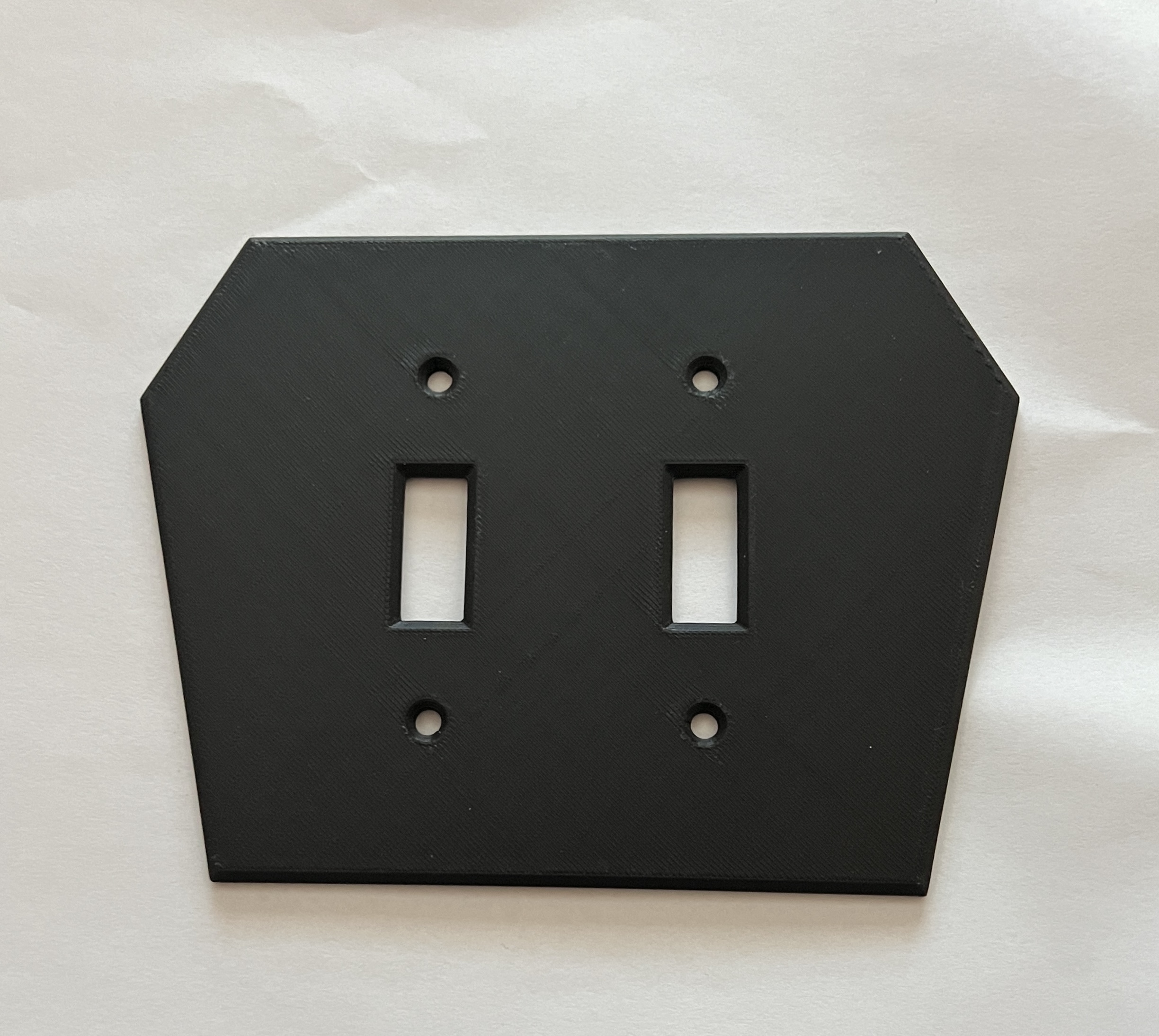 Miniatura 2 do modelo 3D Coffin Switch Plates - Toggle and Outlet