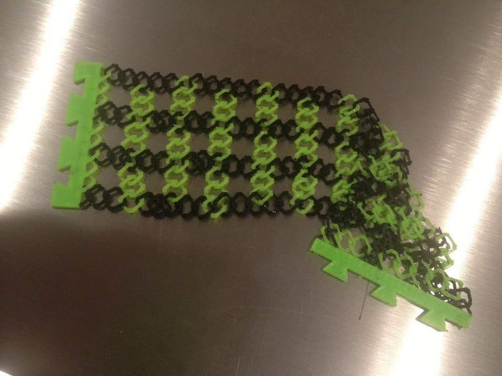 Miniatura 12 do modelo 3D Customizable Chainlink Bracelet