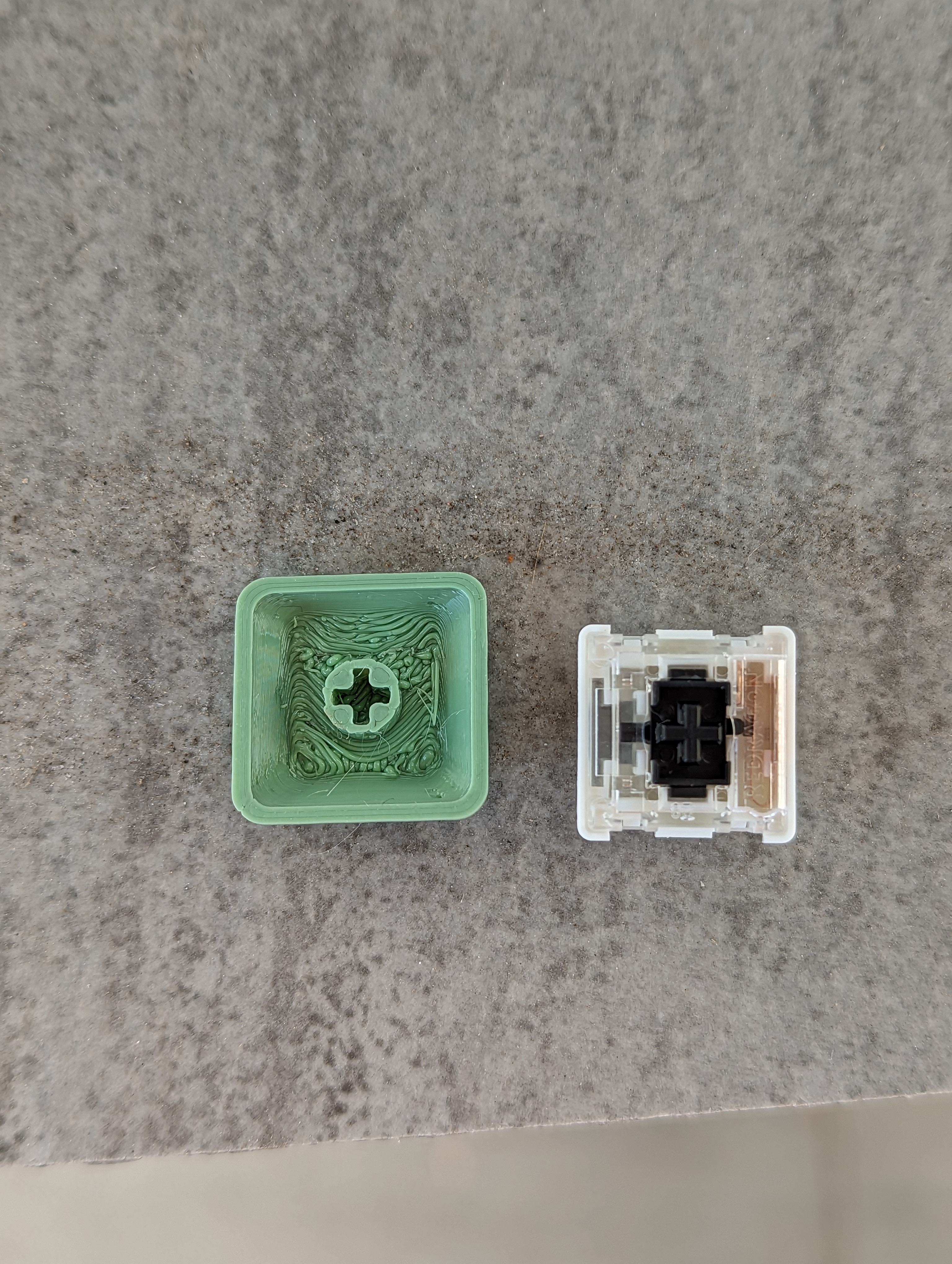 Miniatura 4 do modelo 3D Low profile MX stem keycap