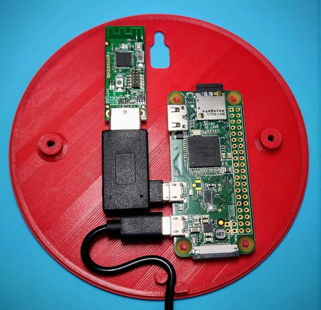 Round Raspberry Pi Zero Case by Jens Willmer | Download free STL model ...