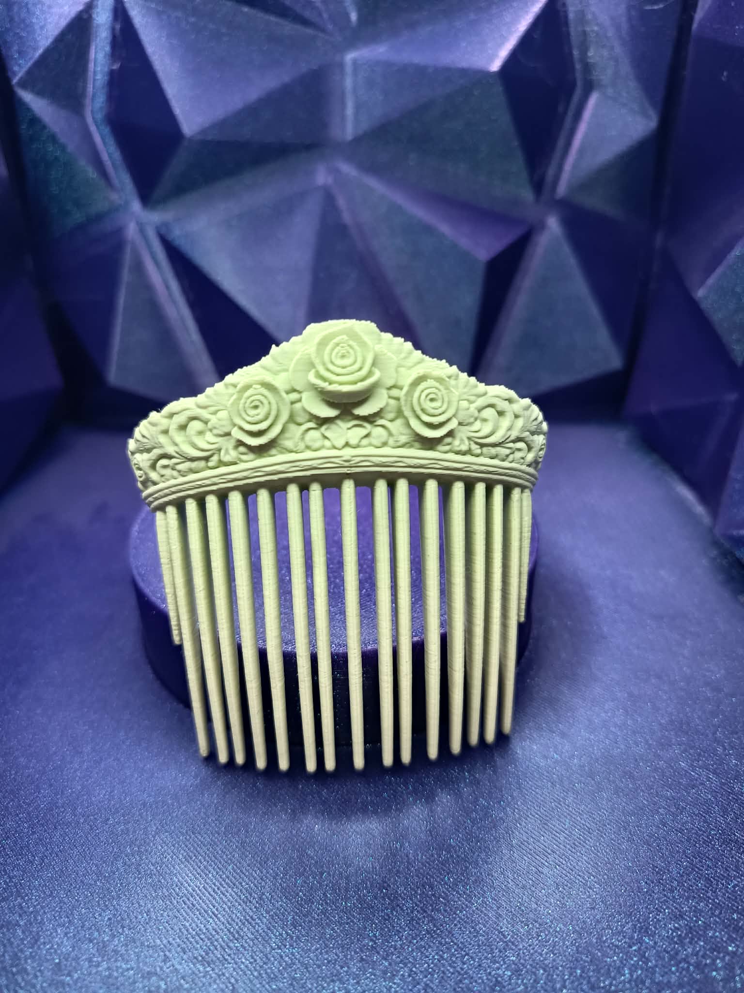 Rosavelle Heirloom Comb