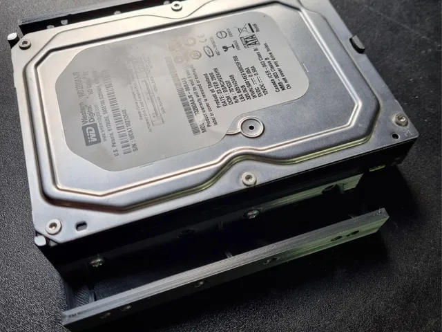 3,5" disk in 5,25" bay adapter