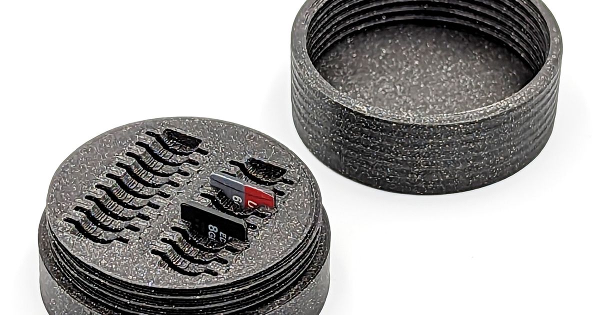 Simple microSD Card Holder by Gummientchen Download free STL model