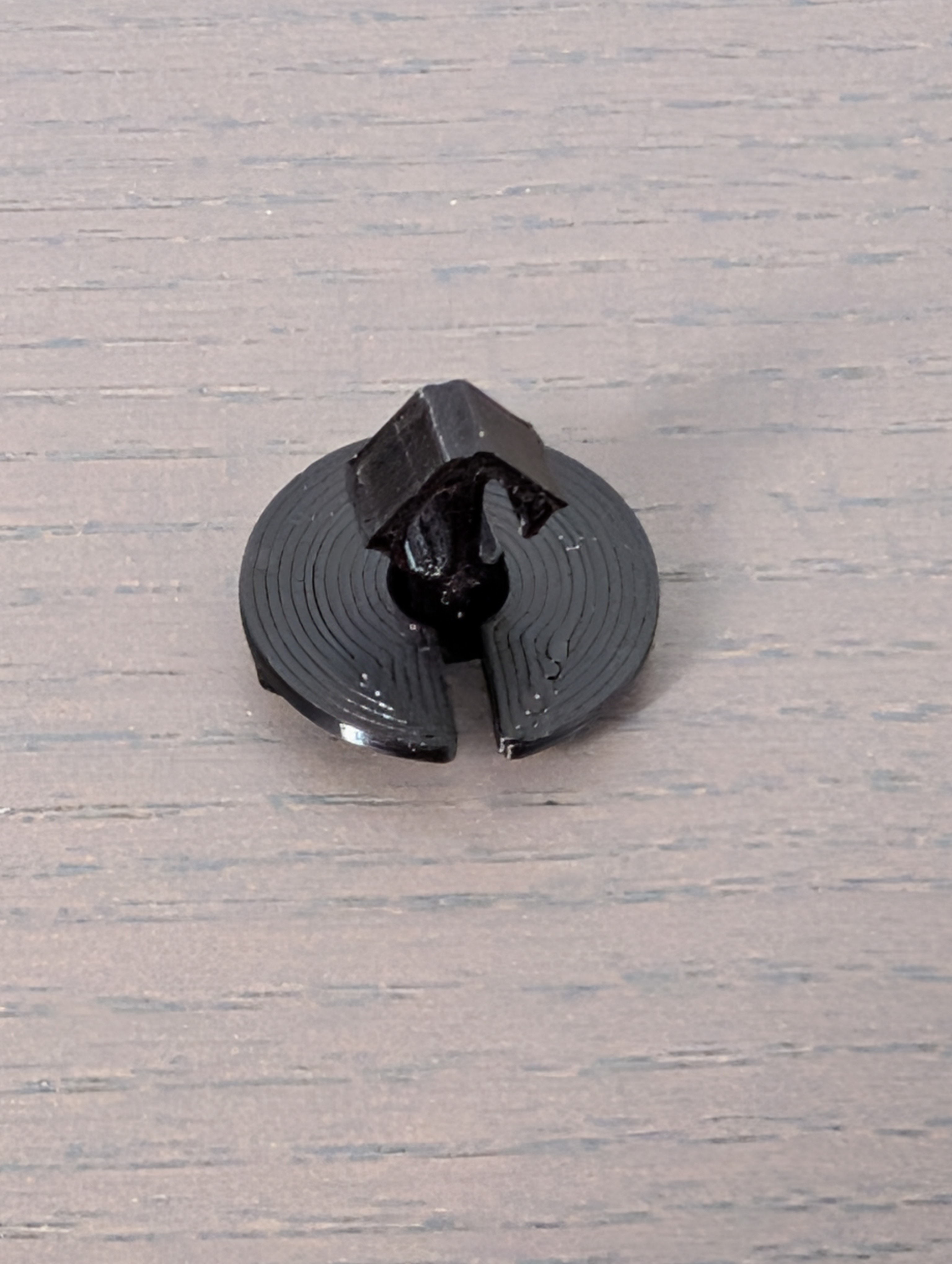 Automotive Clip (Dodge Dart II Hood)