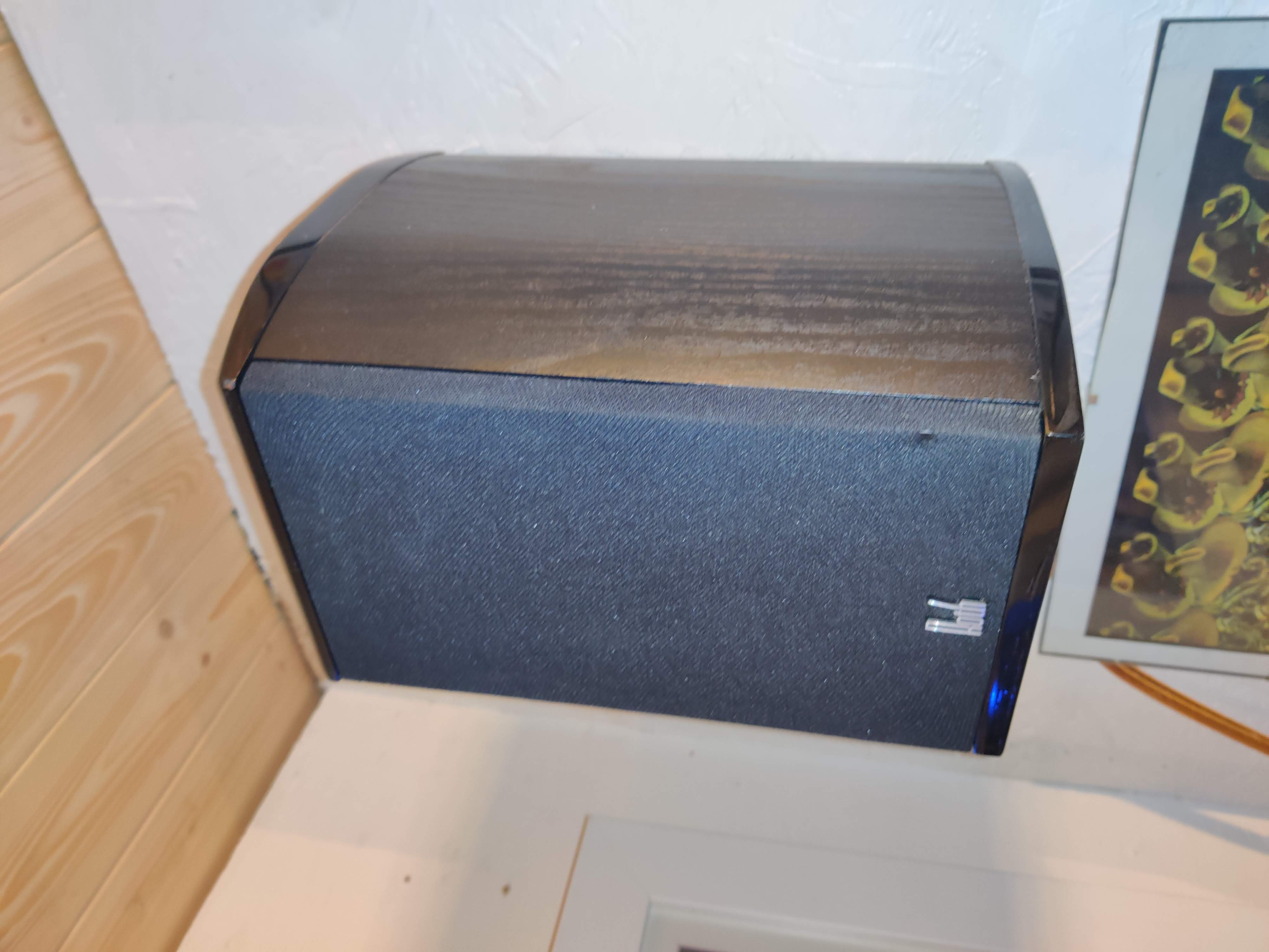 ROTH OLi RA1 Speaker wall mount by Really Unimportant | Download free ...