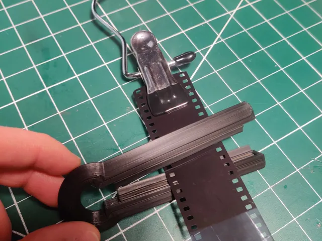Film drying squeegee