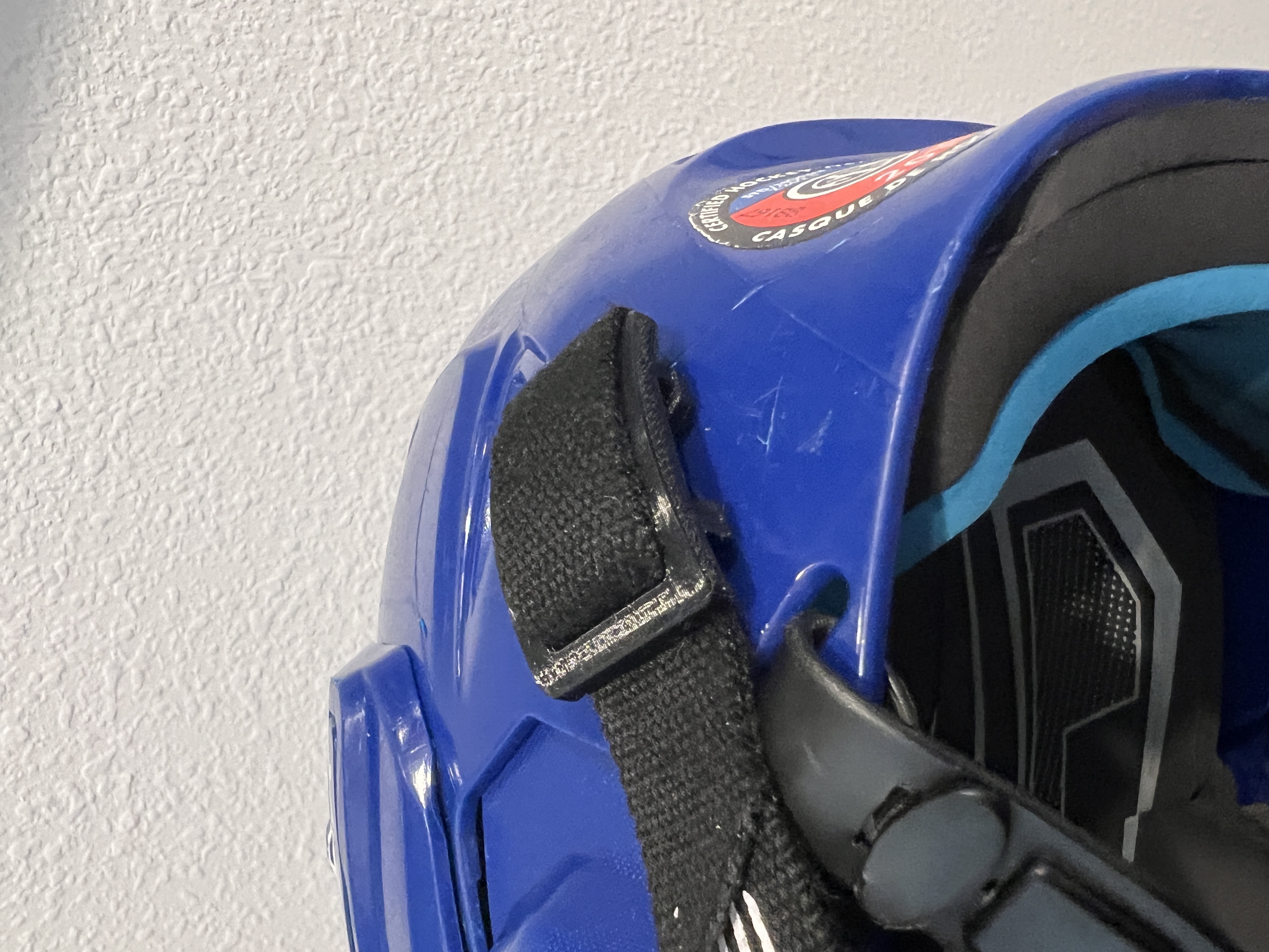 Bauer Hockey Helmet Sliding Buckle by ehftwelve Download free STL
