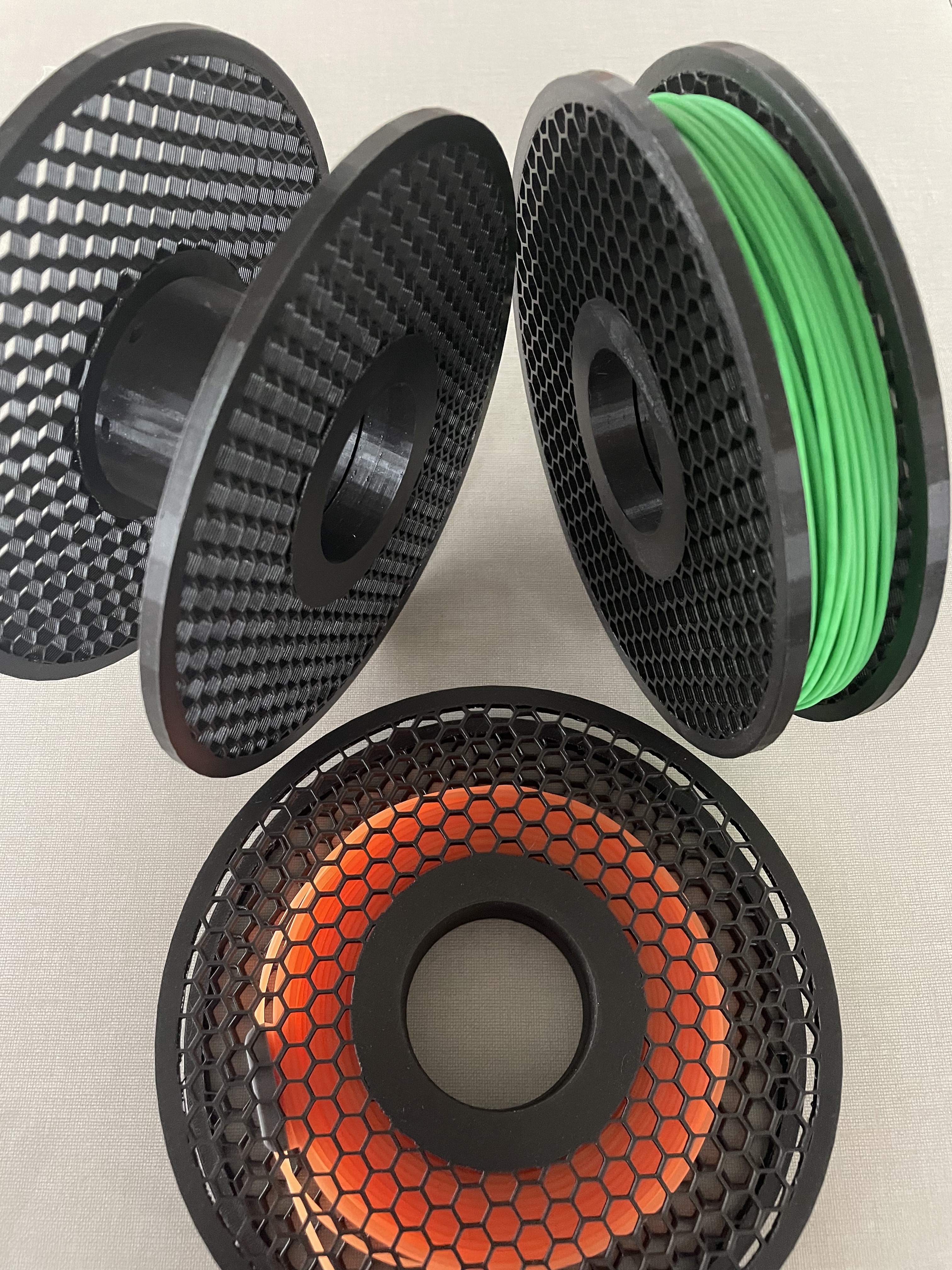 FILAMENT SPOOL WITH VARIOUS SPOOL HEIGHTS