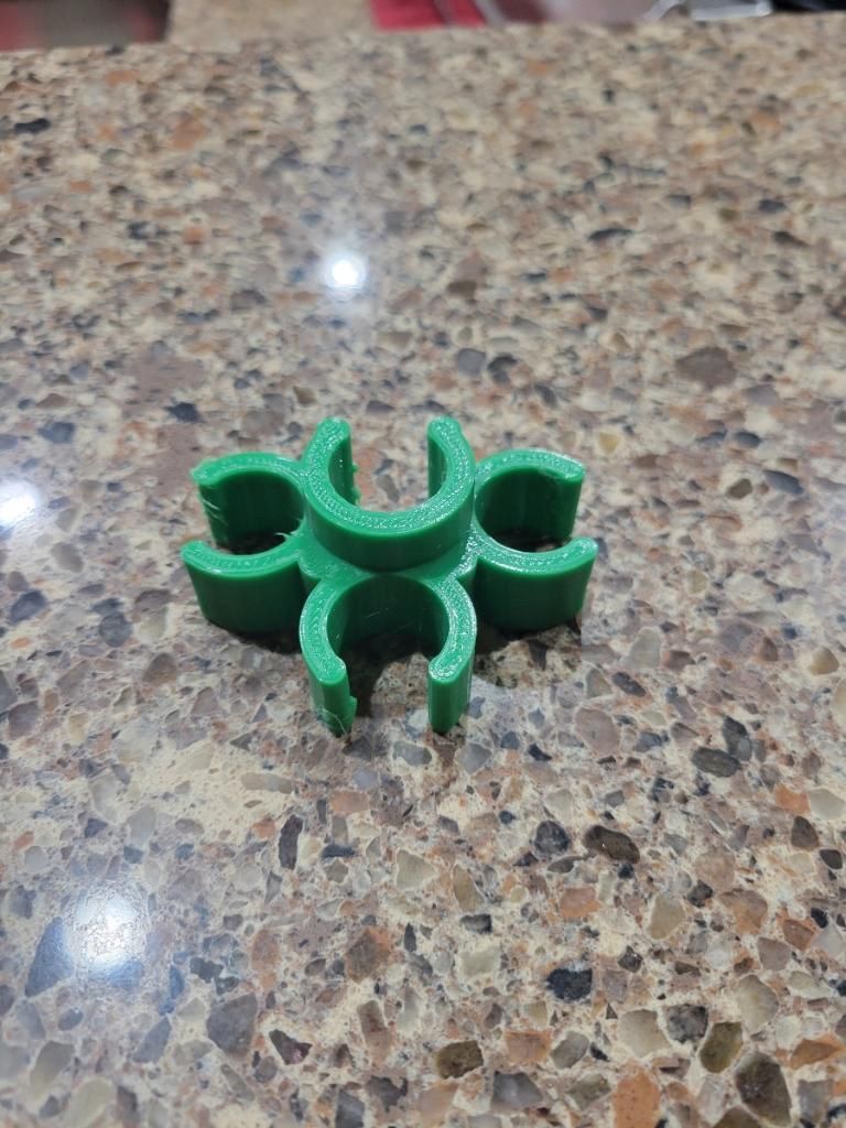 Syringe Holders for IV Pole by Tarz Download free STL model